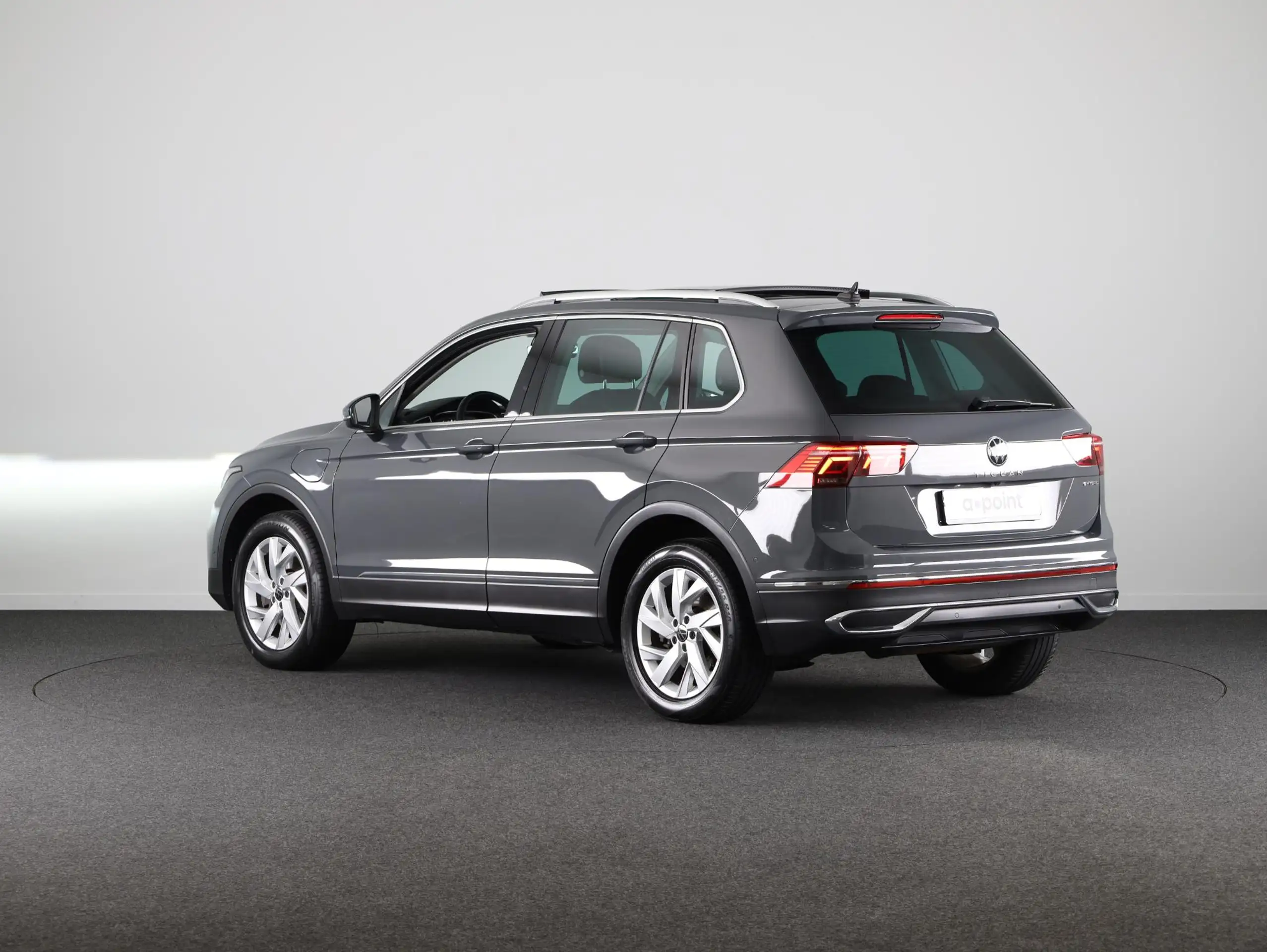 Volkswagen - Tiguan