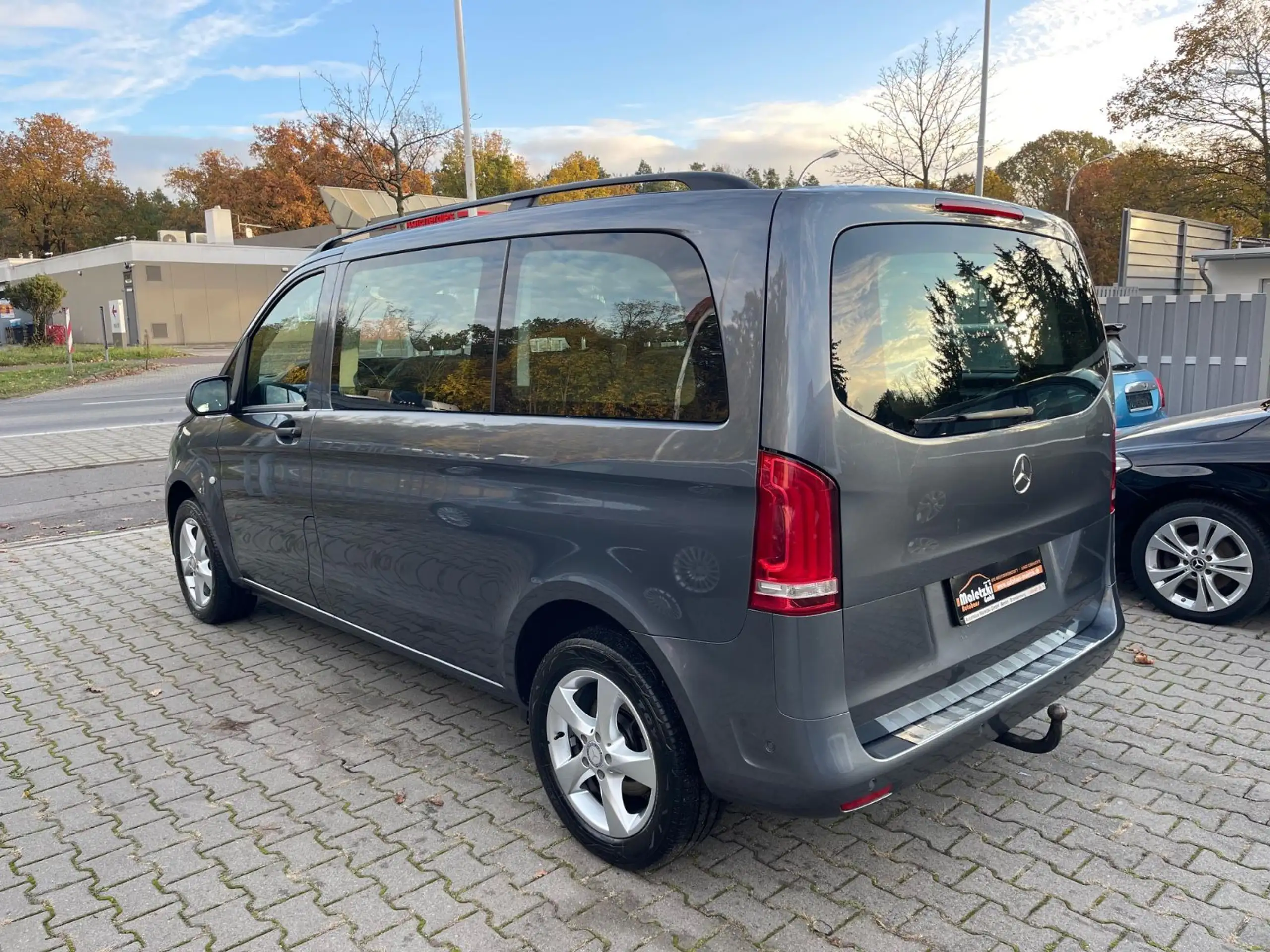 Mercedes-Benz - Vito