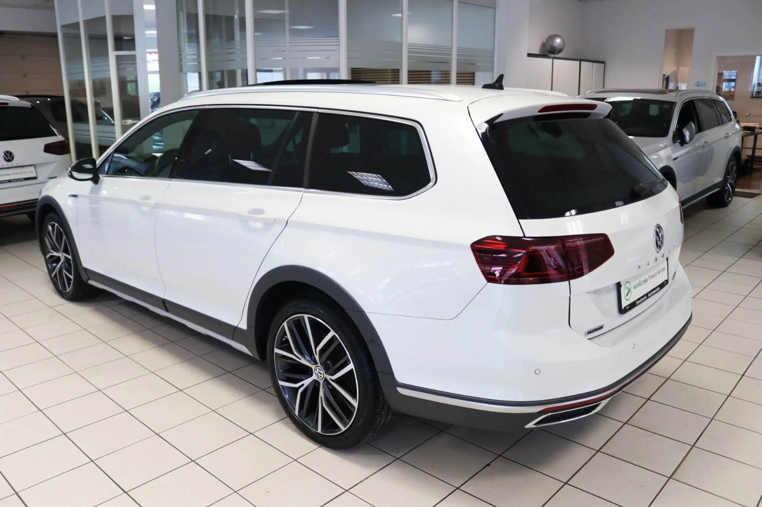 Volkswagen - Passat Alltrack