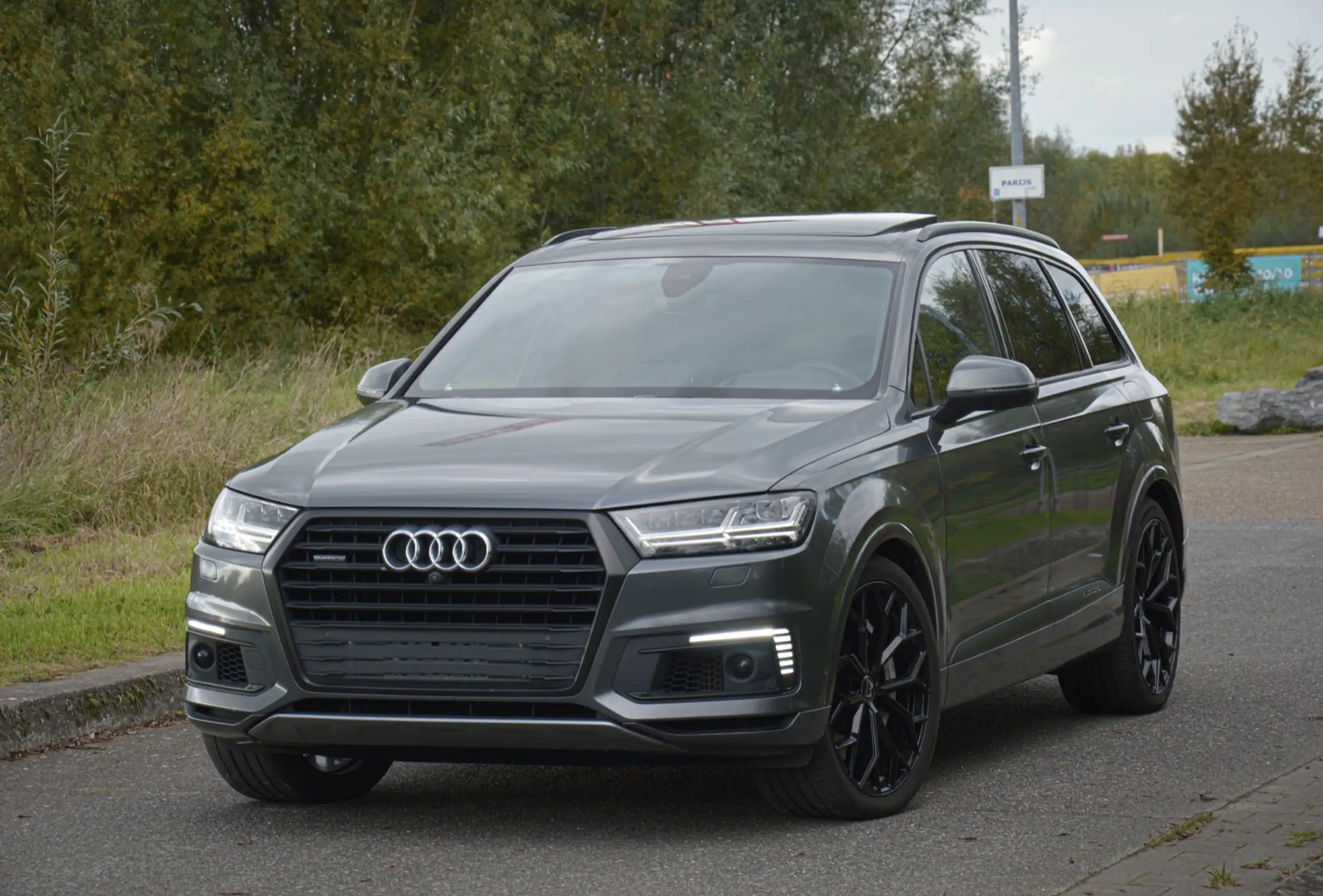 Audi - Q7