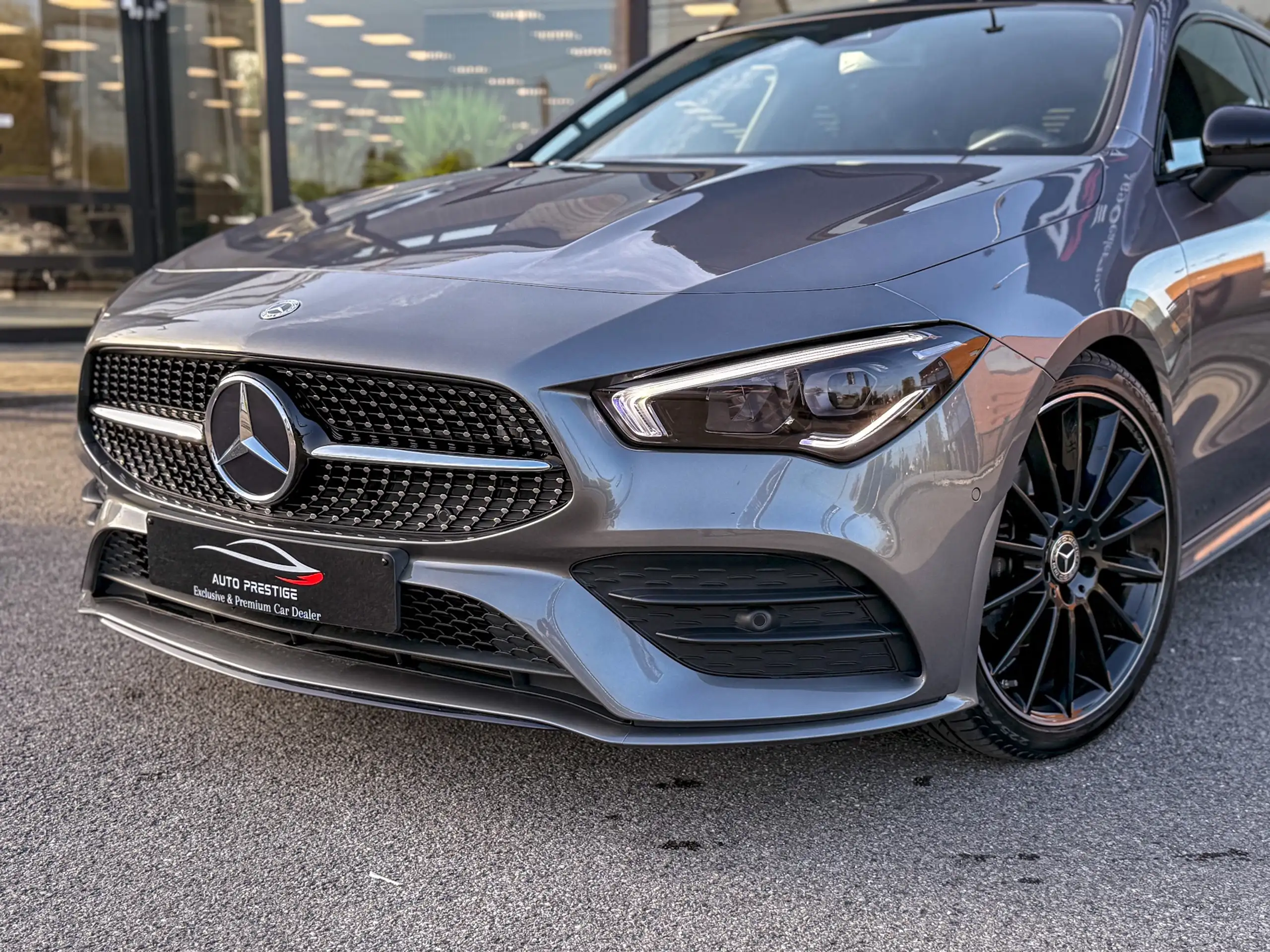 Mercedes-Benz - CLA 200