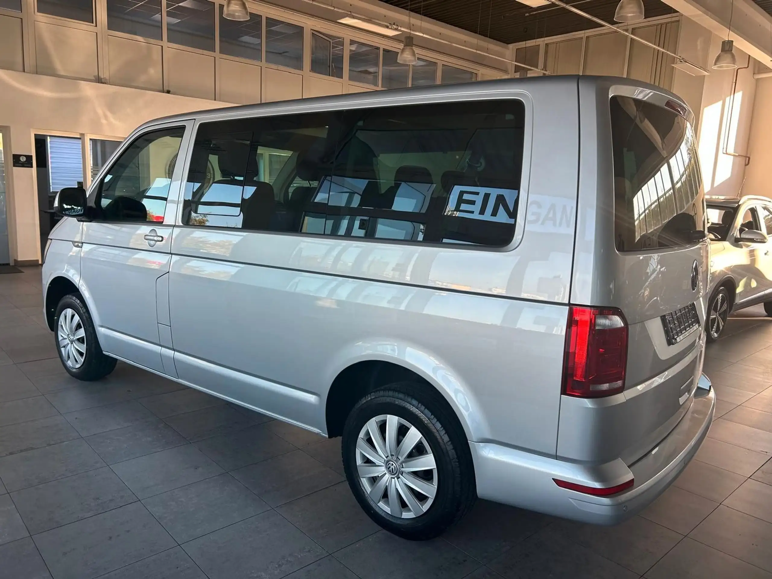 Volkswagen - T6 Caravelle