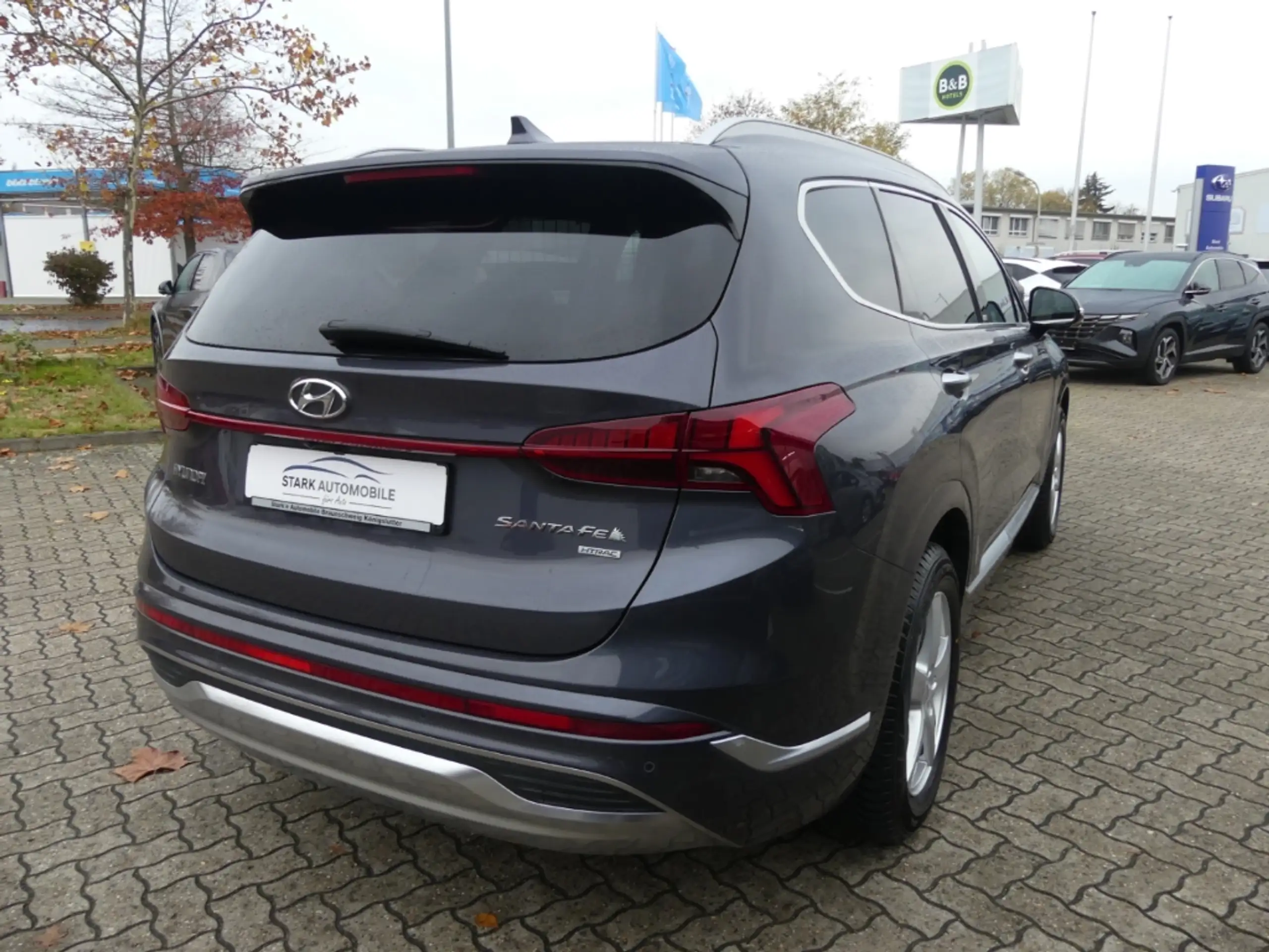 Hyundai - SANTA FE