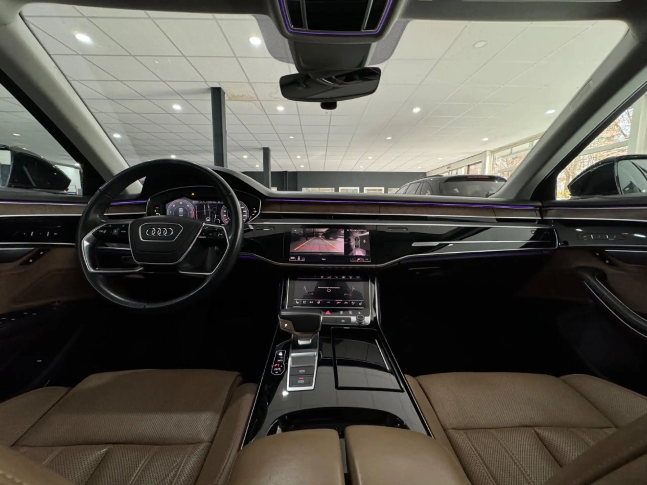 Audi - A8