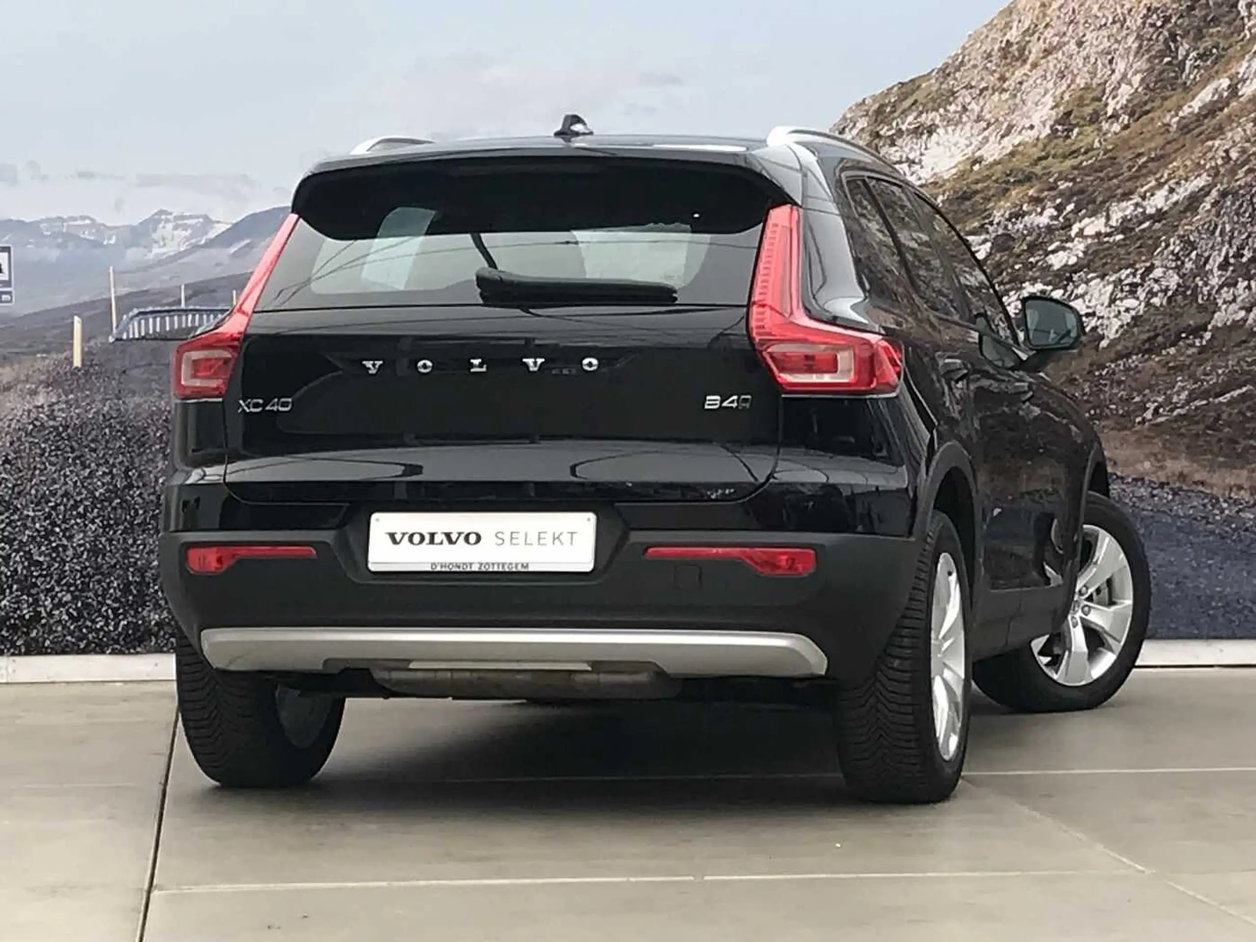 Volvo - XC40