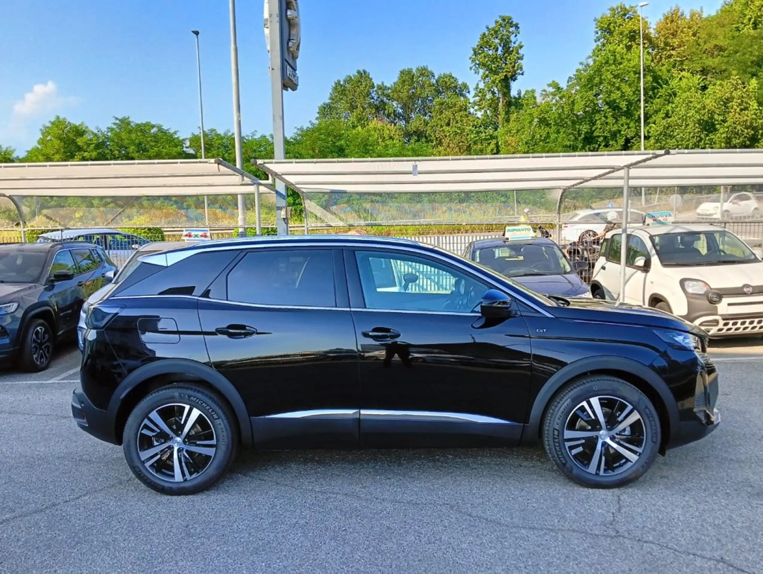 Peugeot - 3008