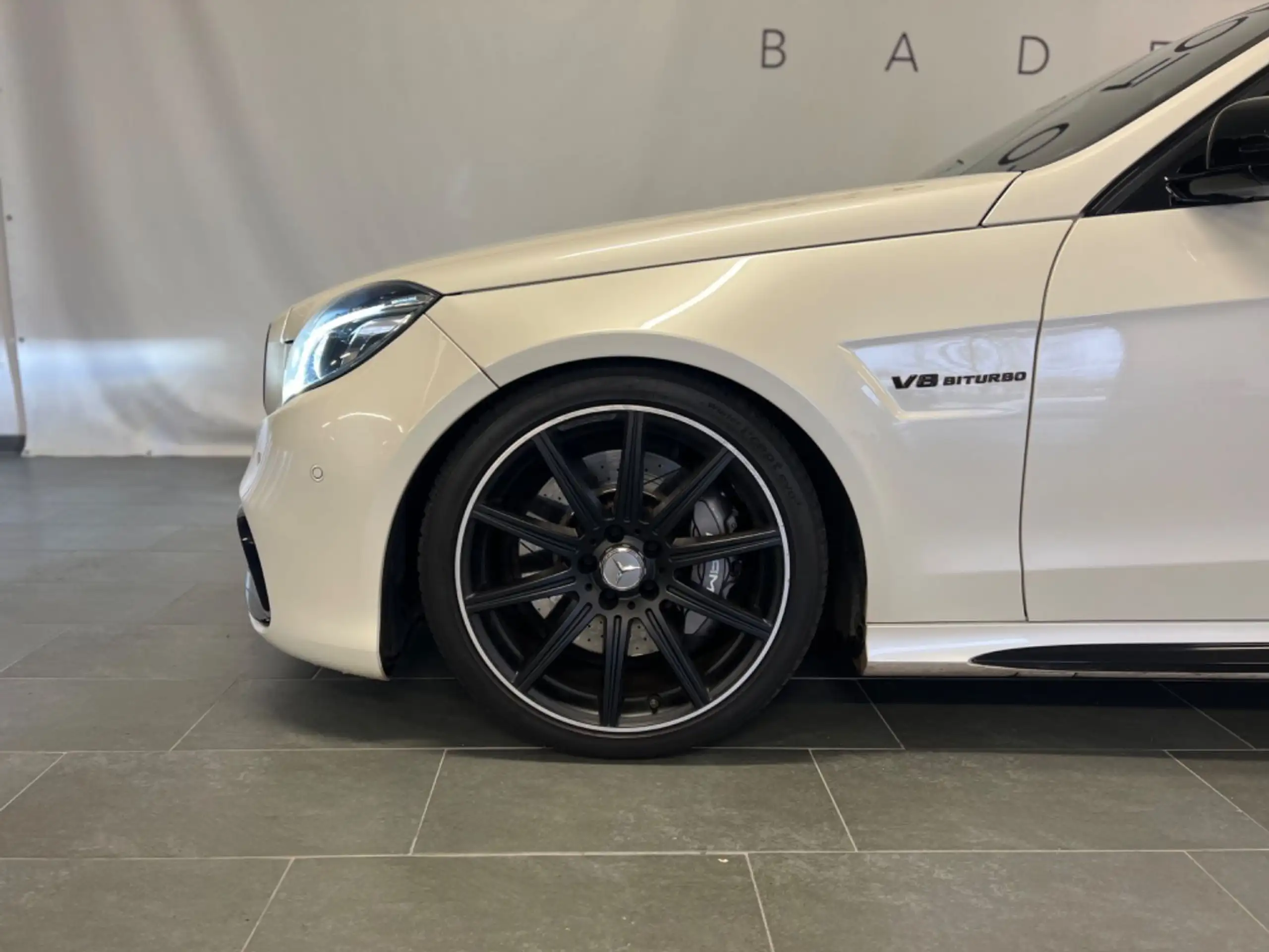 Mercedes-Benz - E 63 AMG