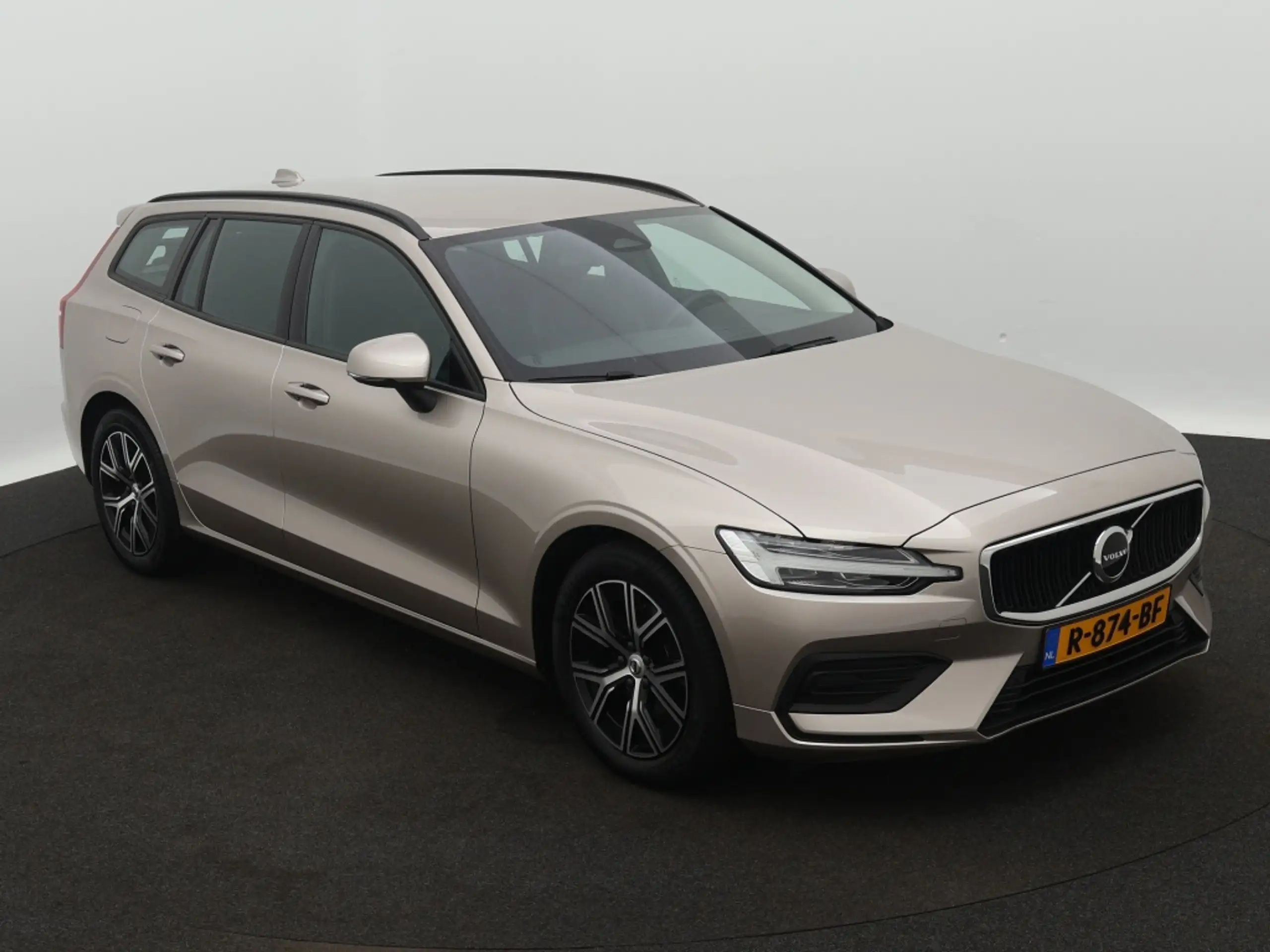 Volvo - V60