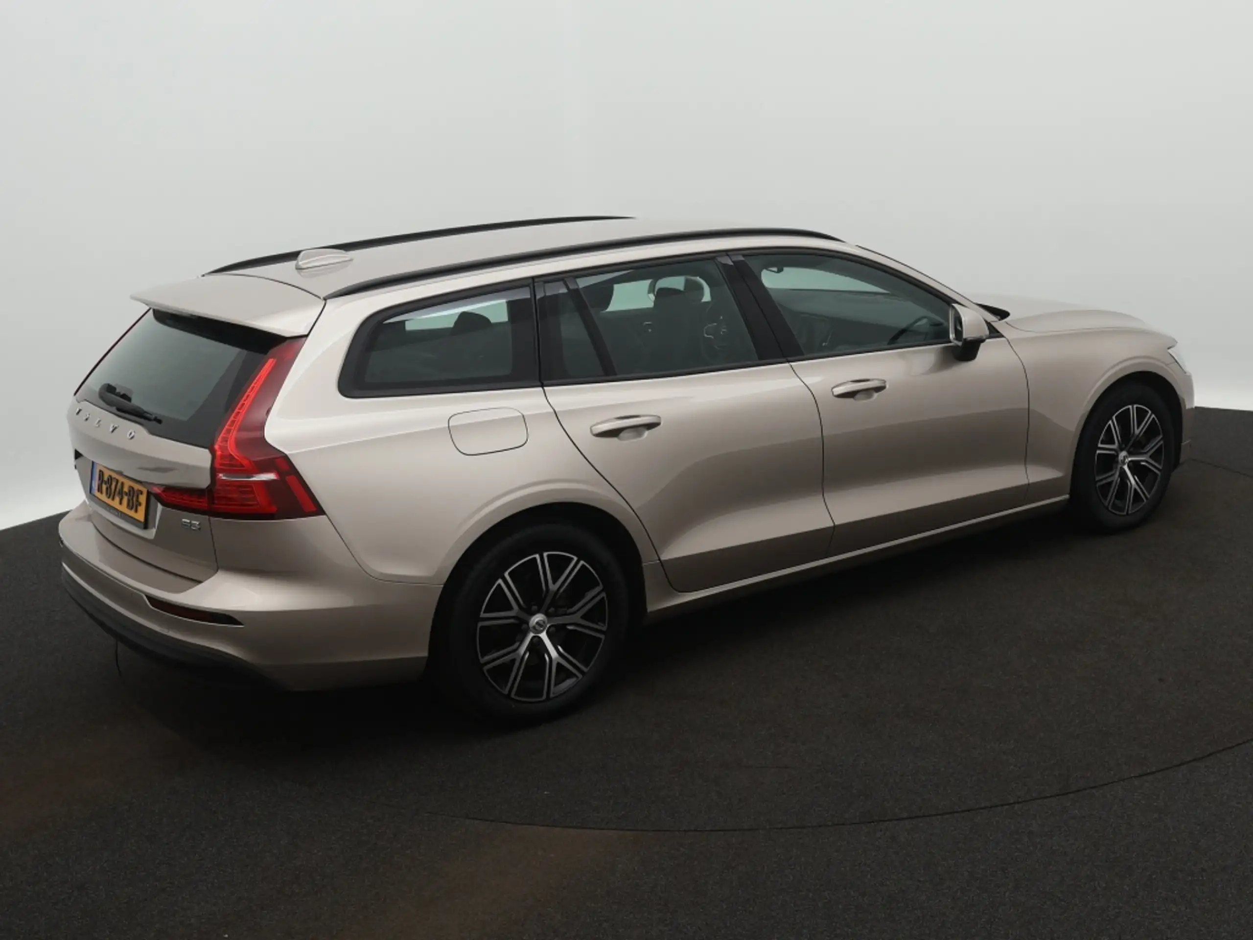 Volvo - V60