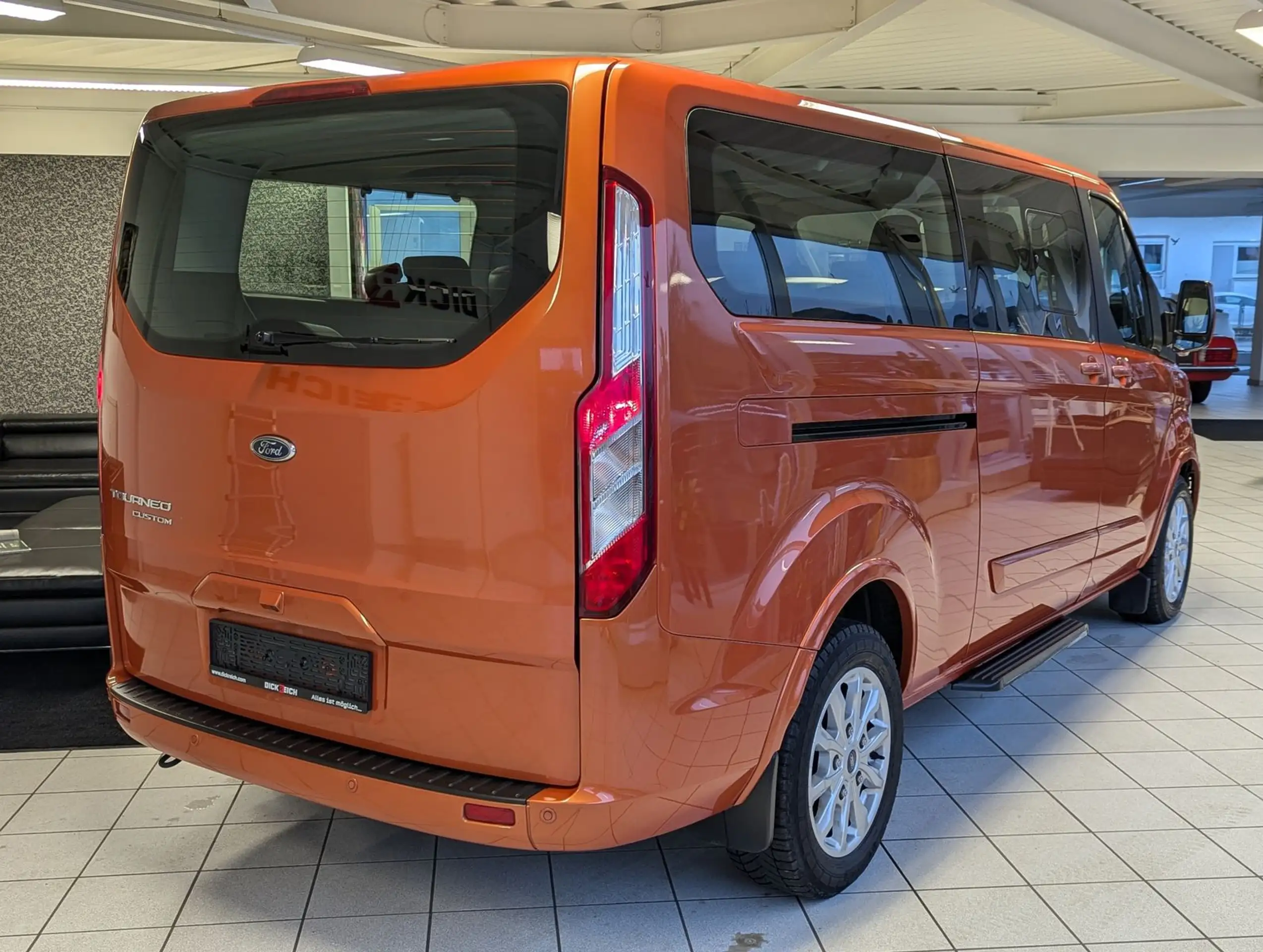 Ford - Tourneo Custom