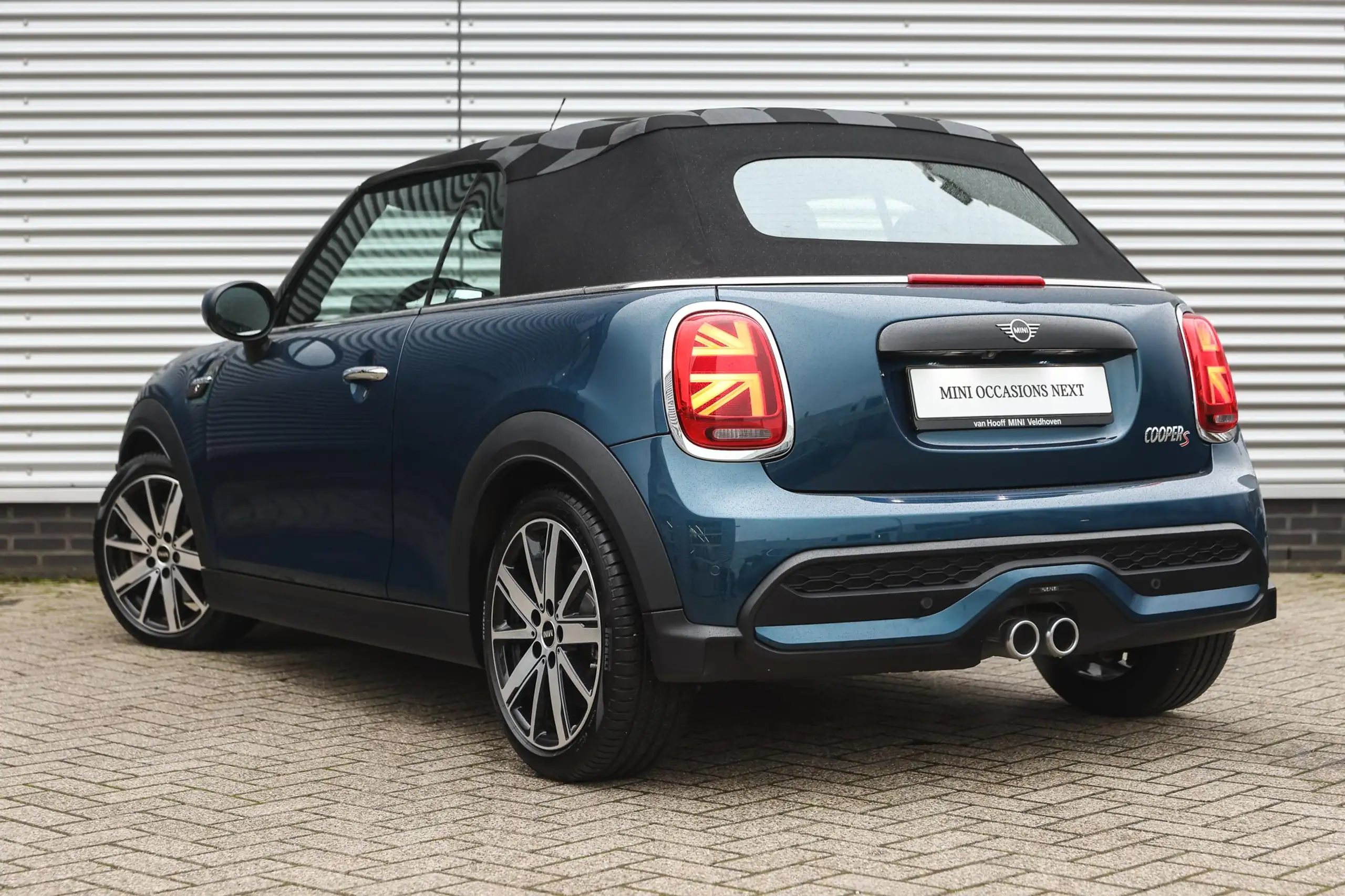 MINI - Cooper S Cabrio