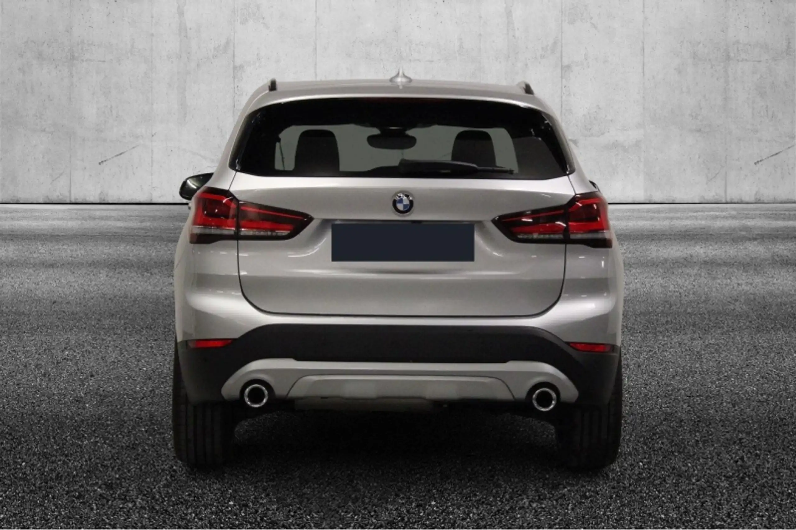 BMW - X1