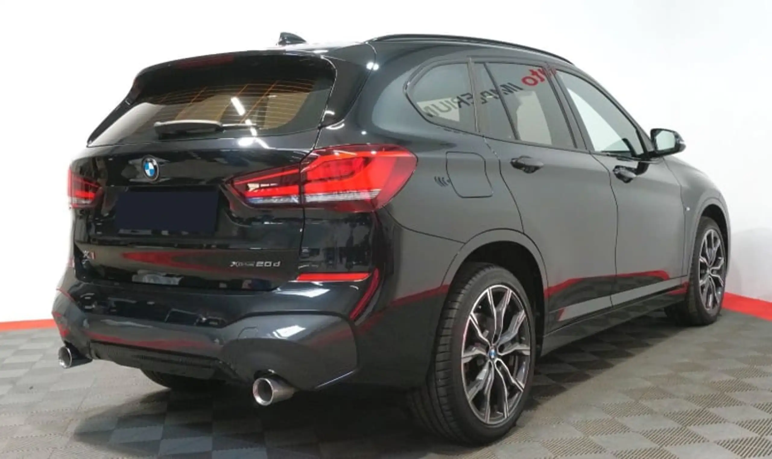 BMW - X1