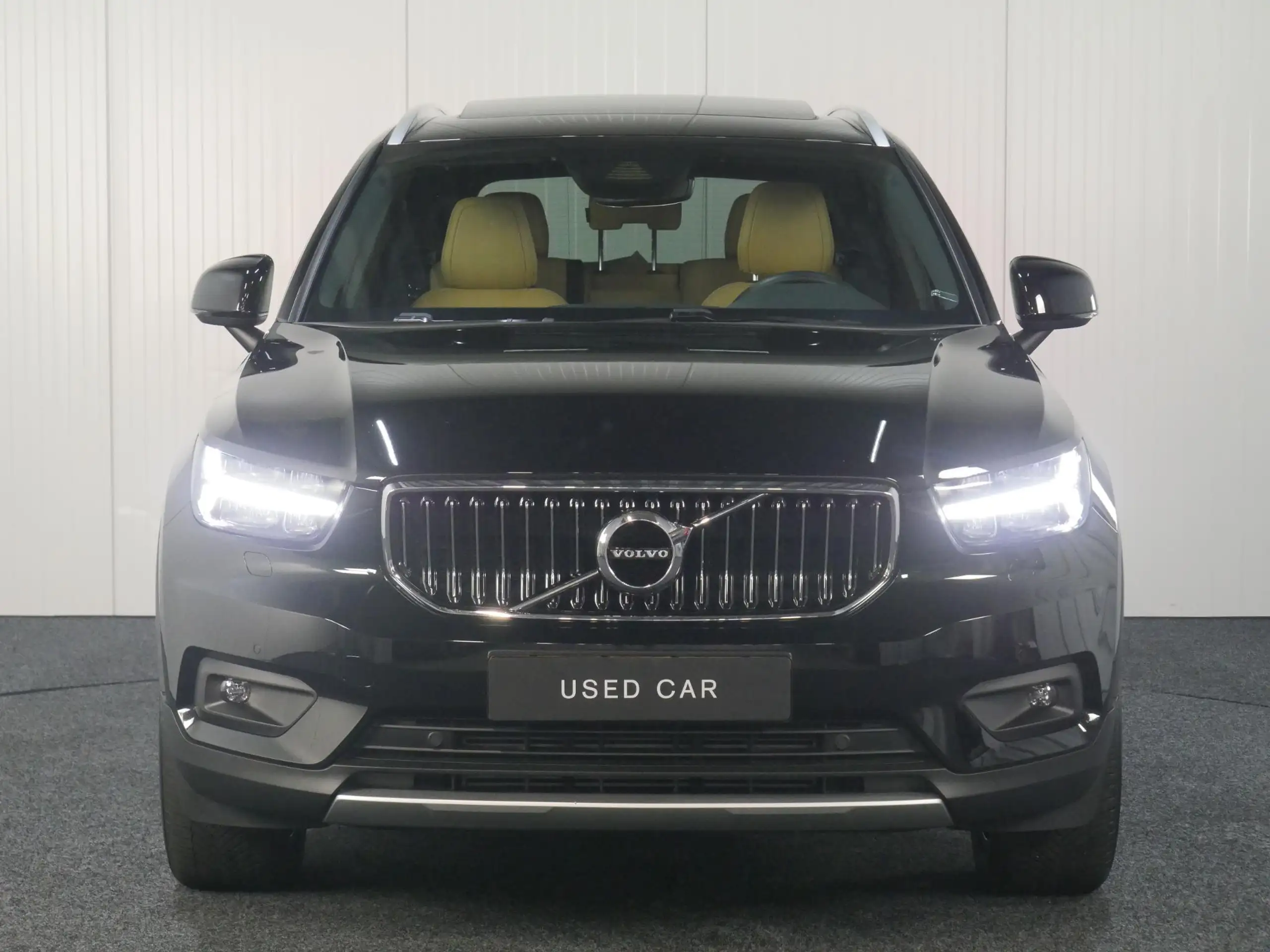 Volvo - XC40