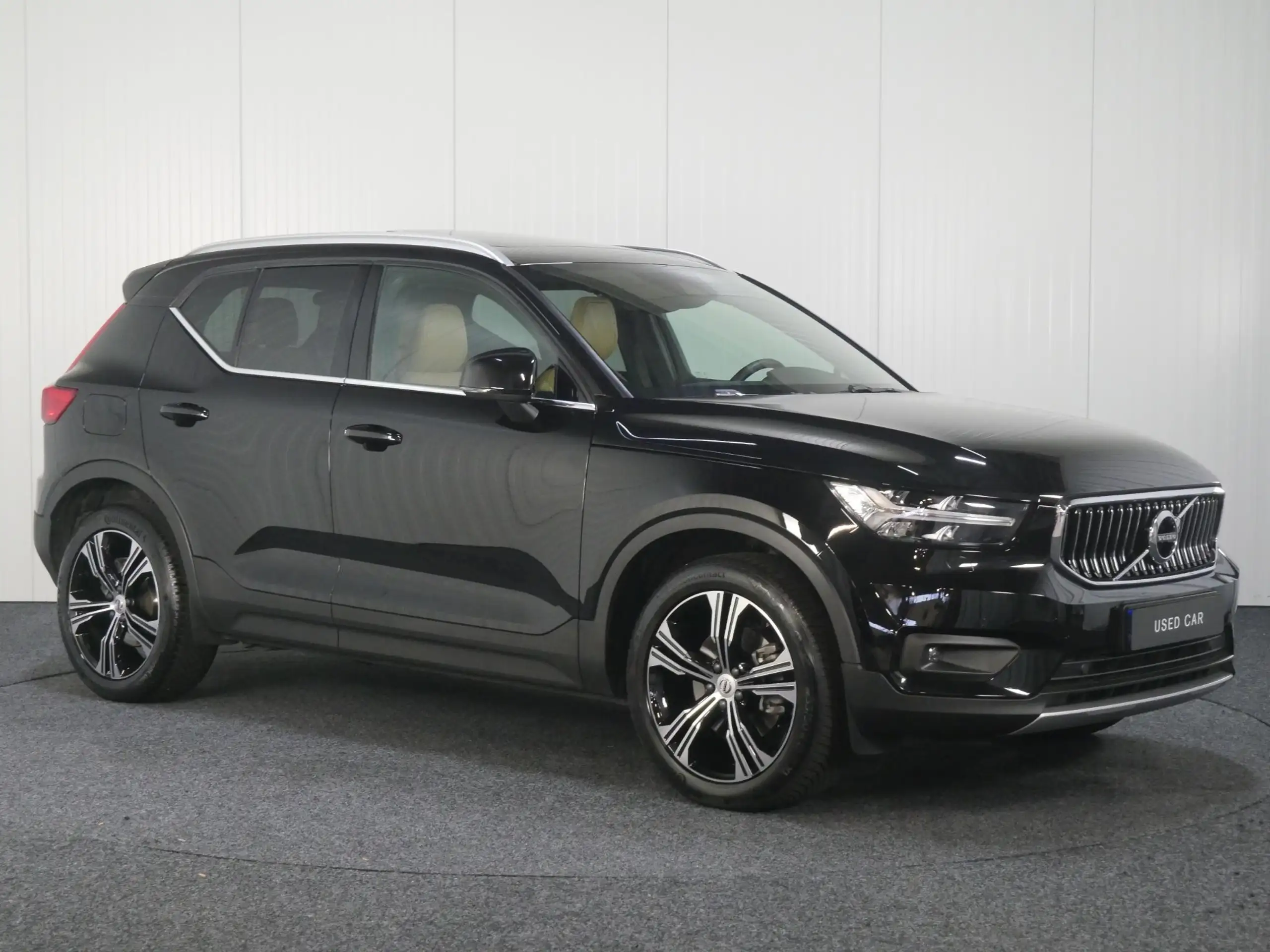 Volvo - XC40