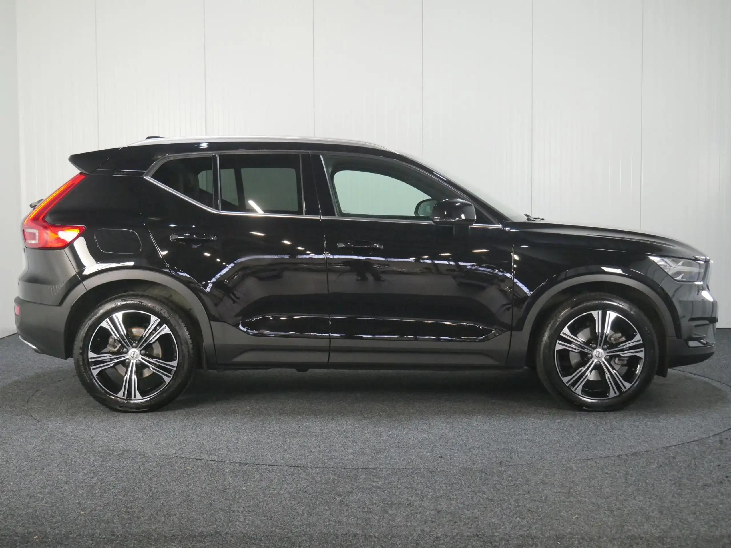 Volvo - XC40