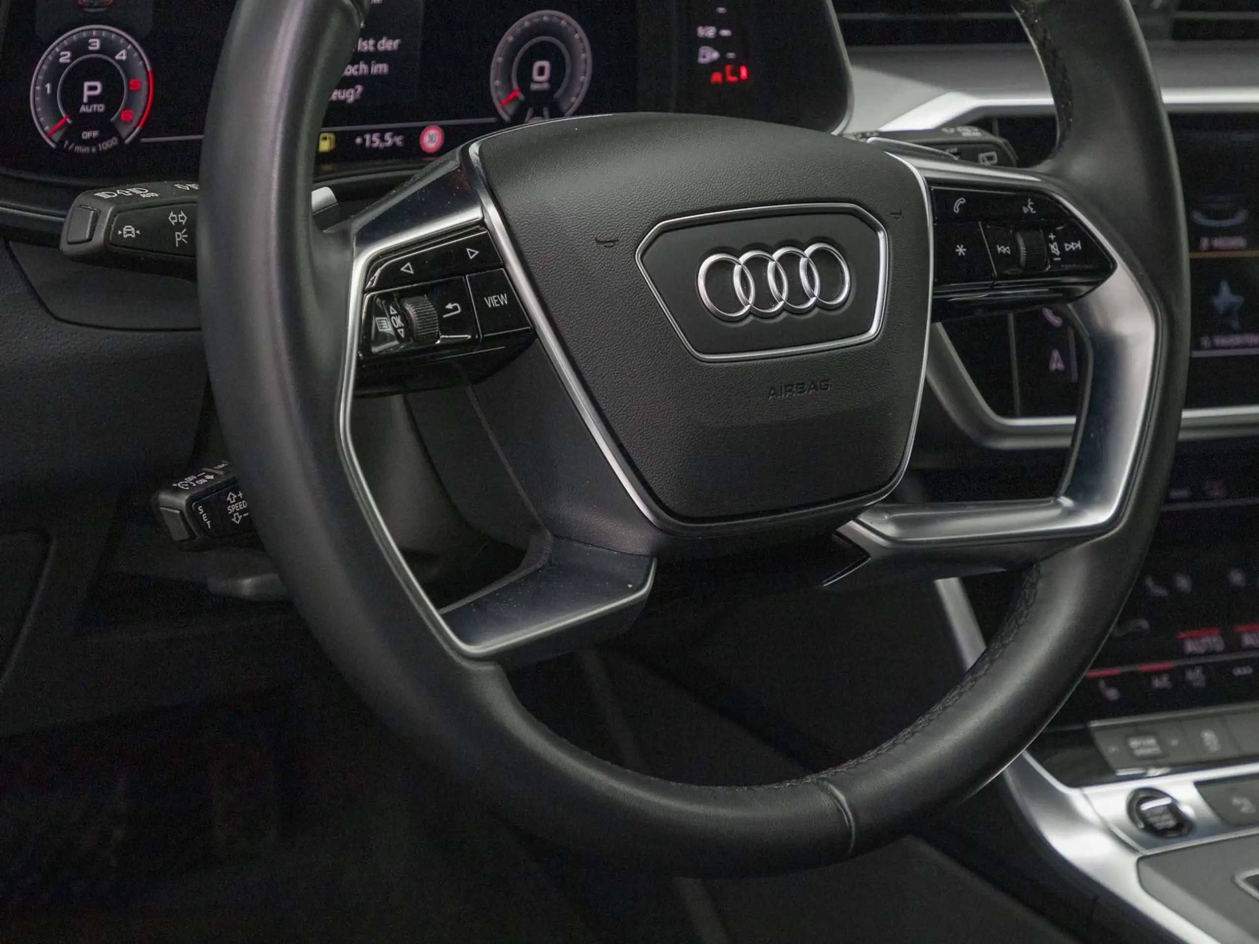 Audi - A6