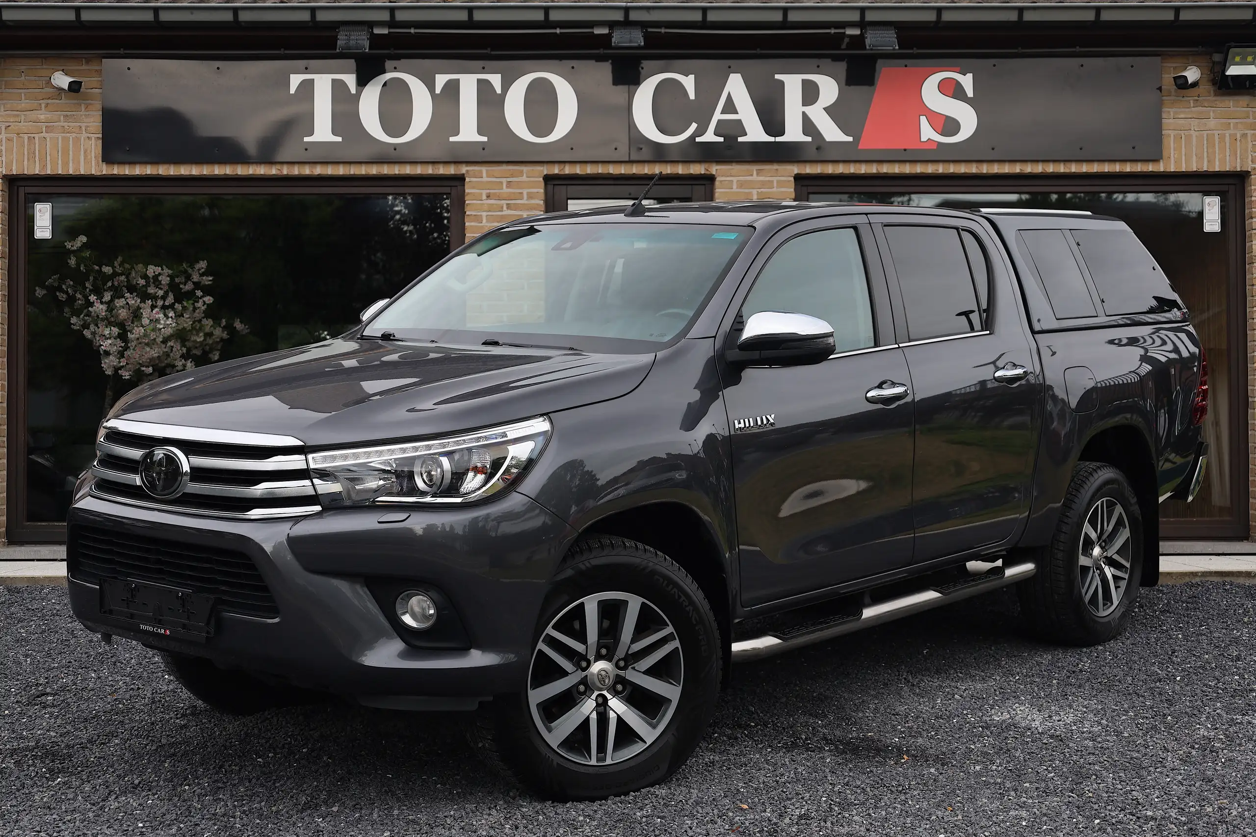 Toyota - Hilux