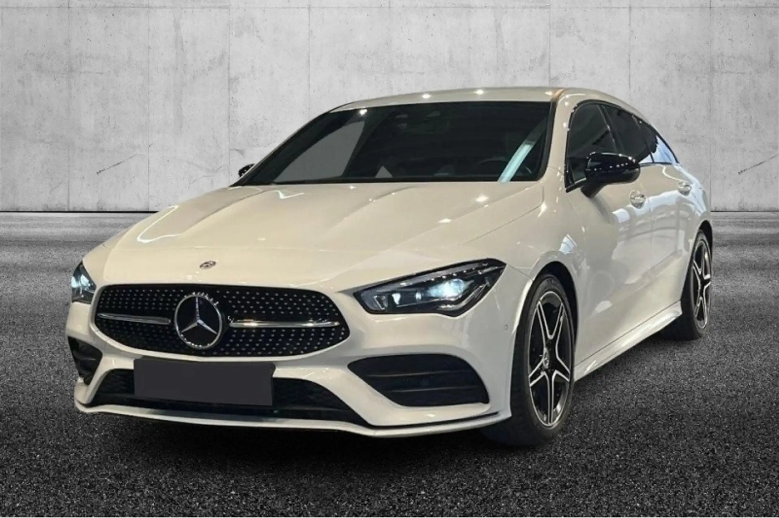 Mercedes-Benz - CLA 200