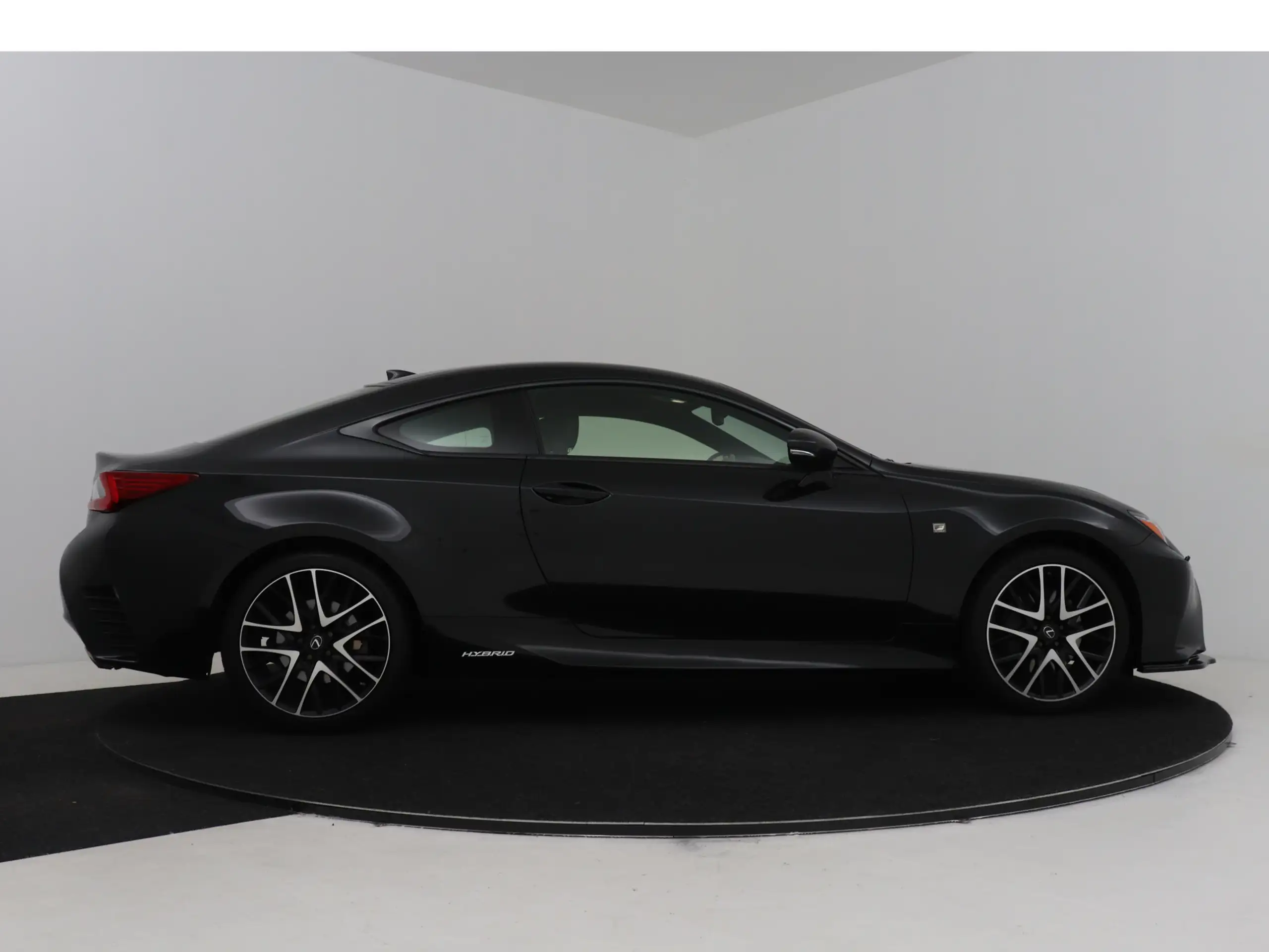 Lexus - RC 300h