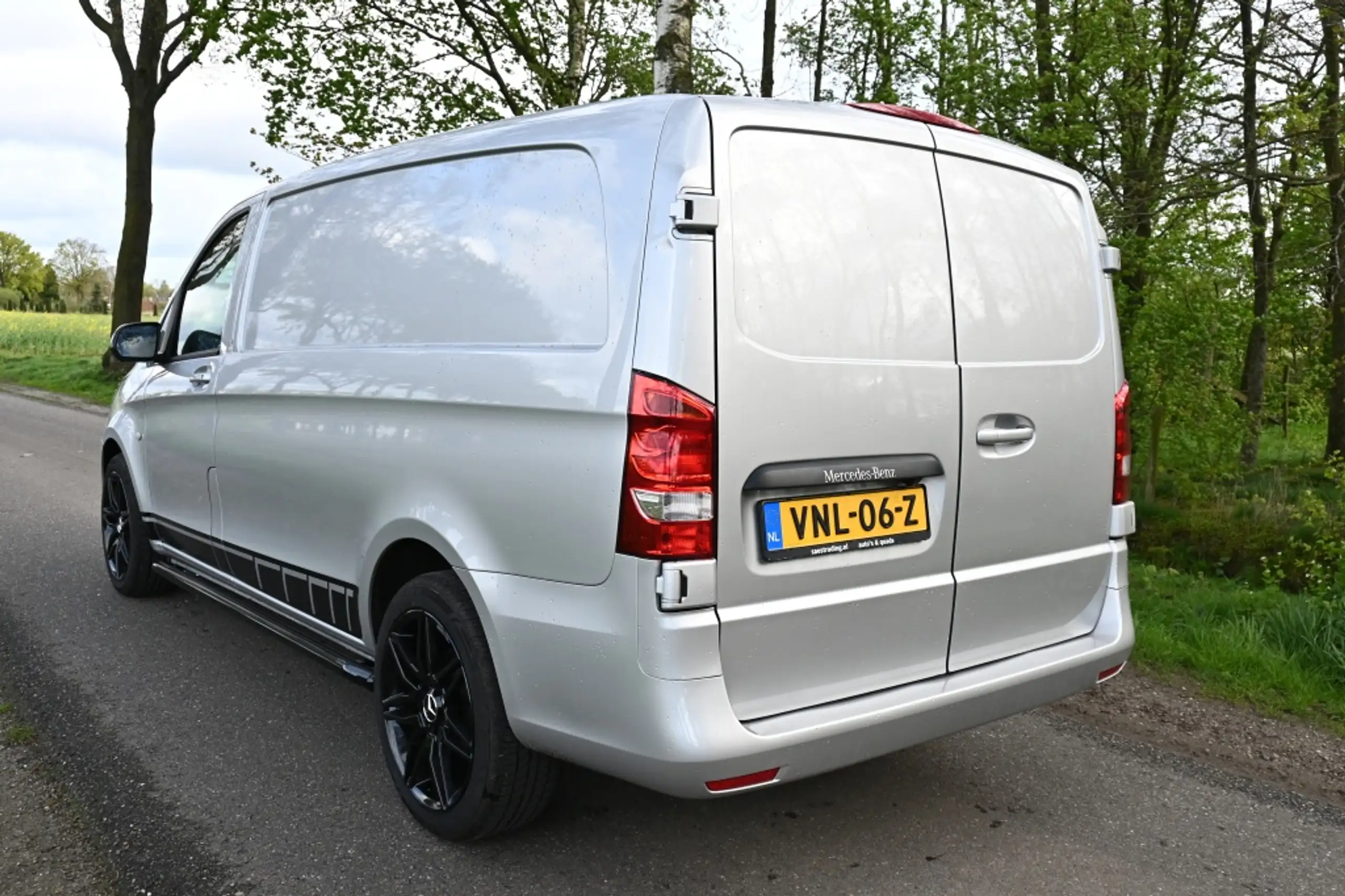 Mercedes-Benz - Vito