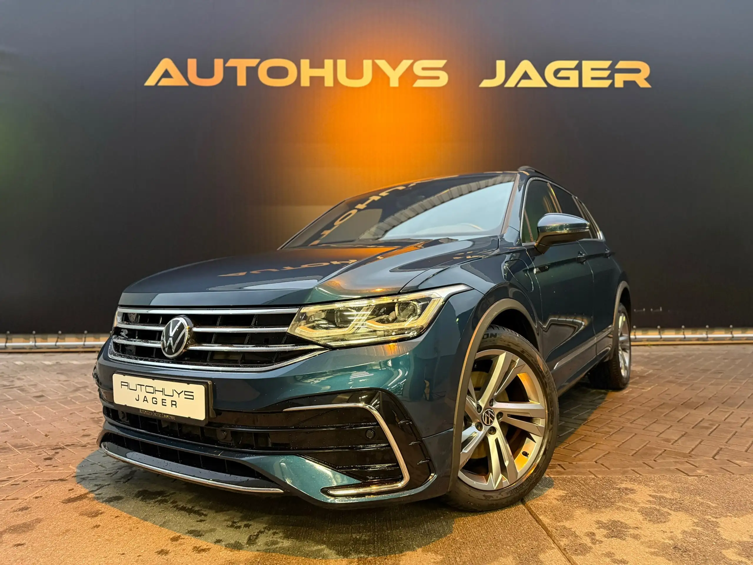 Volkswagen - Tiguan