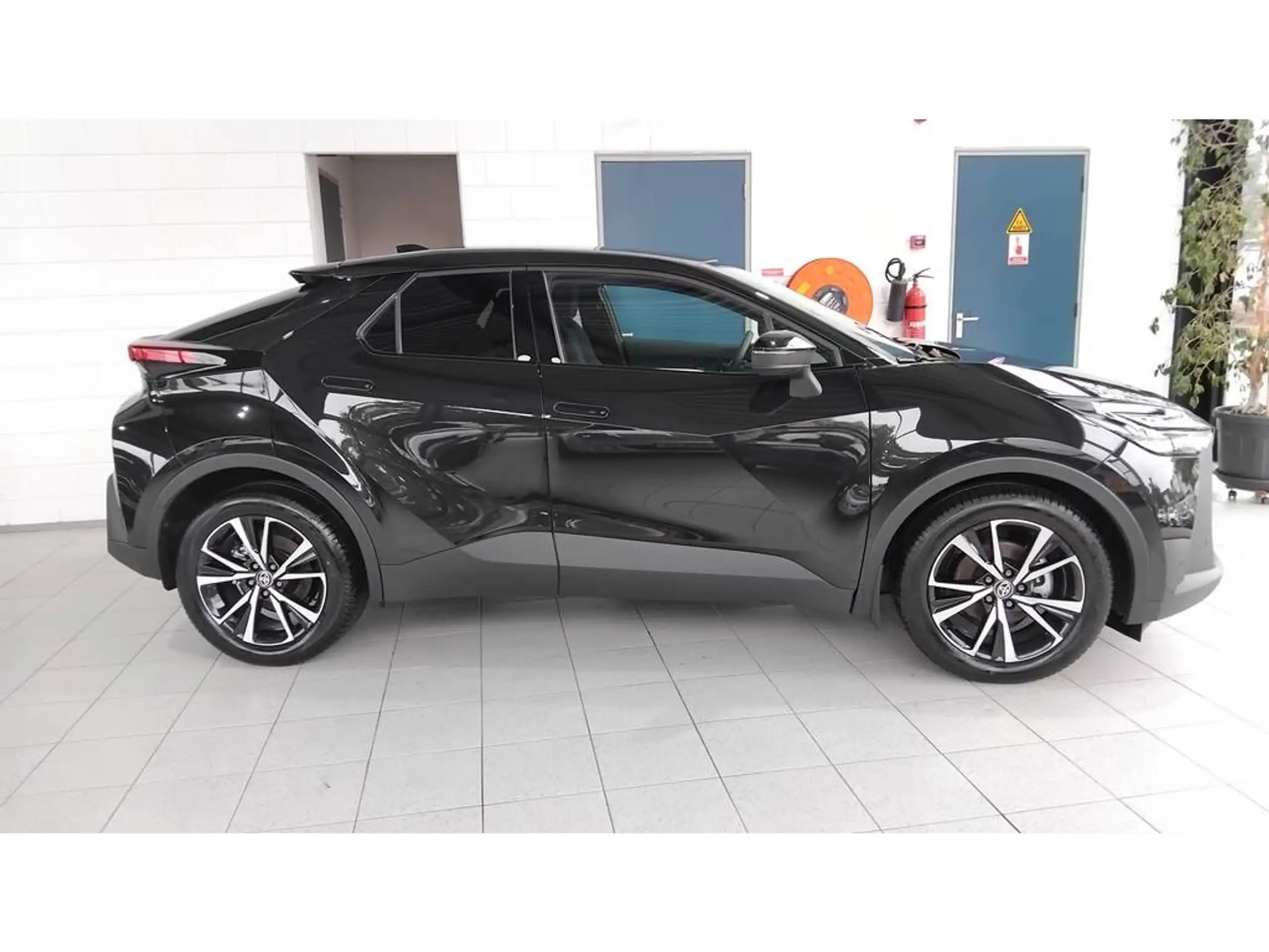 Toyota - C-HR