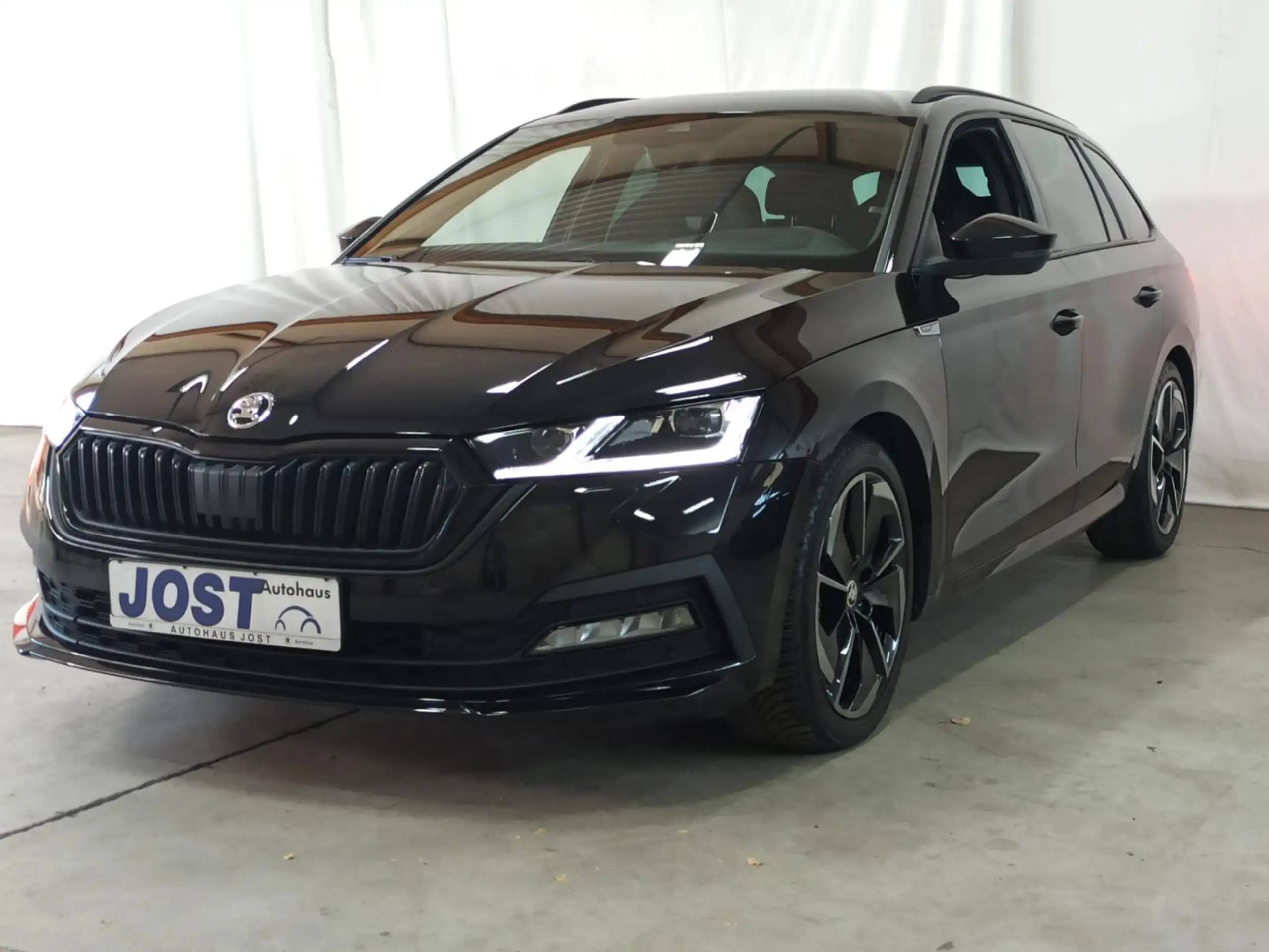 Skoda - Octavia