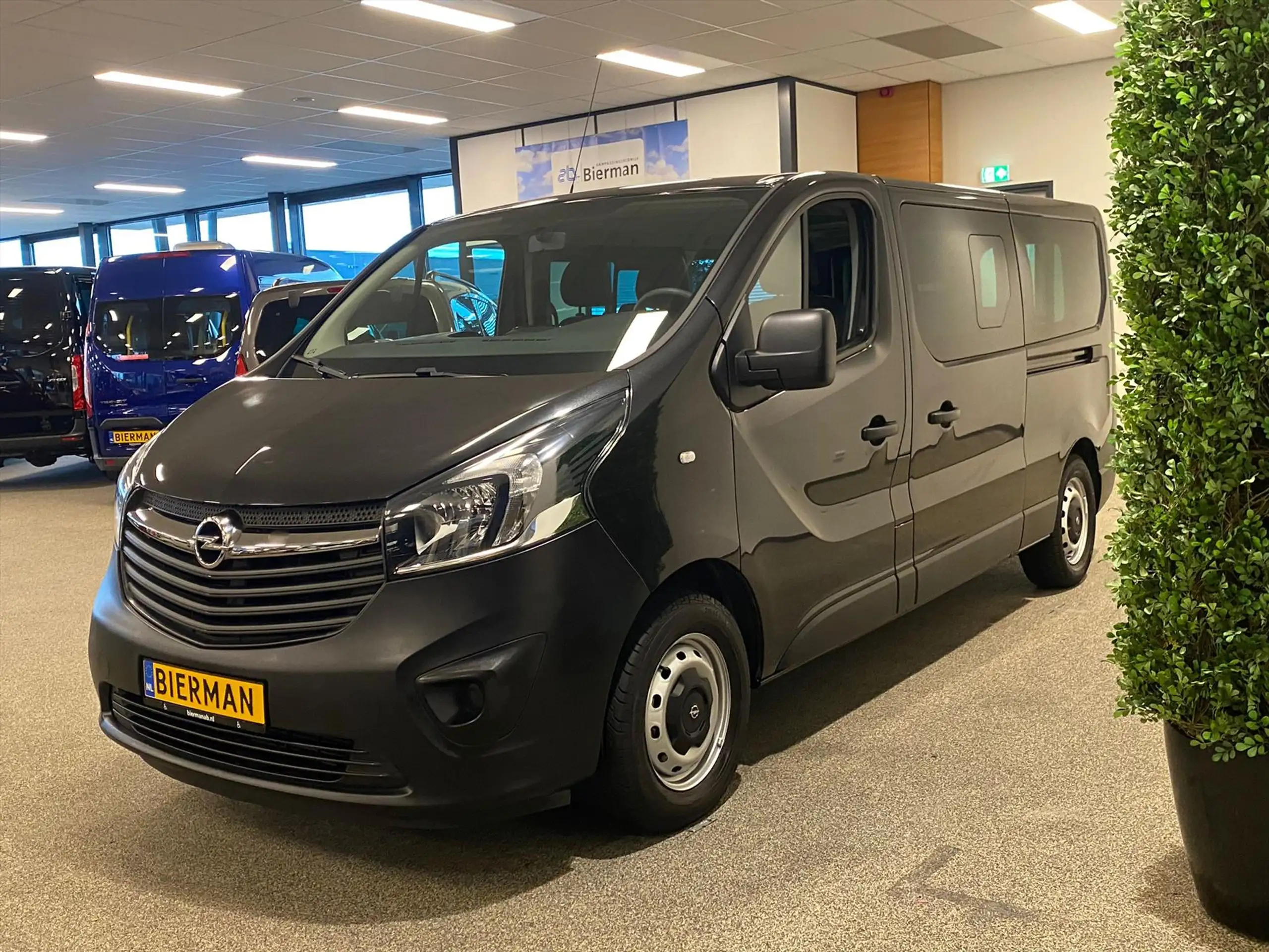 Opel - Vivaro