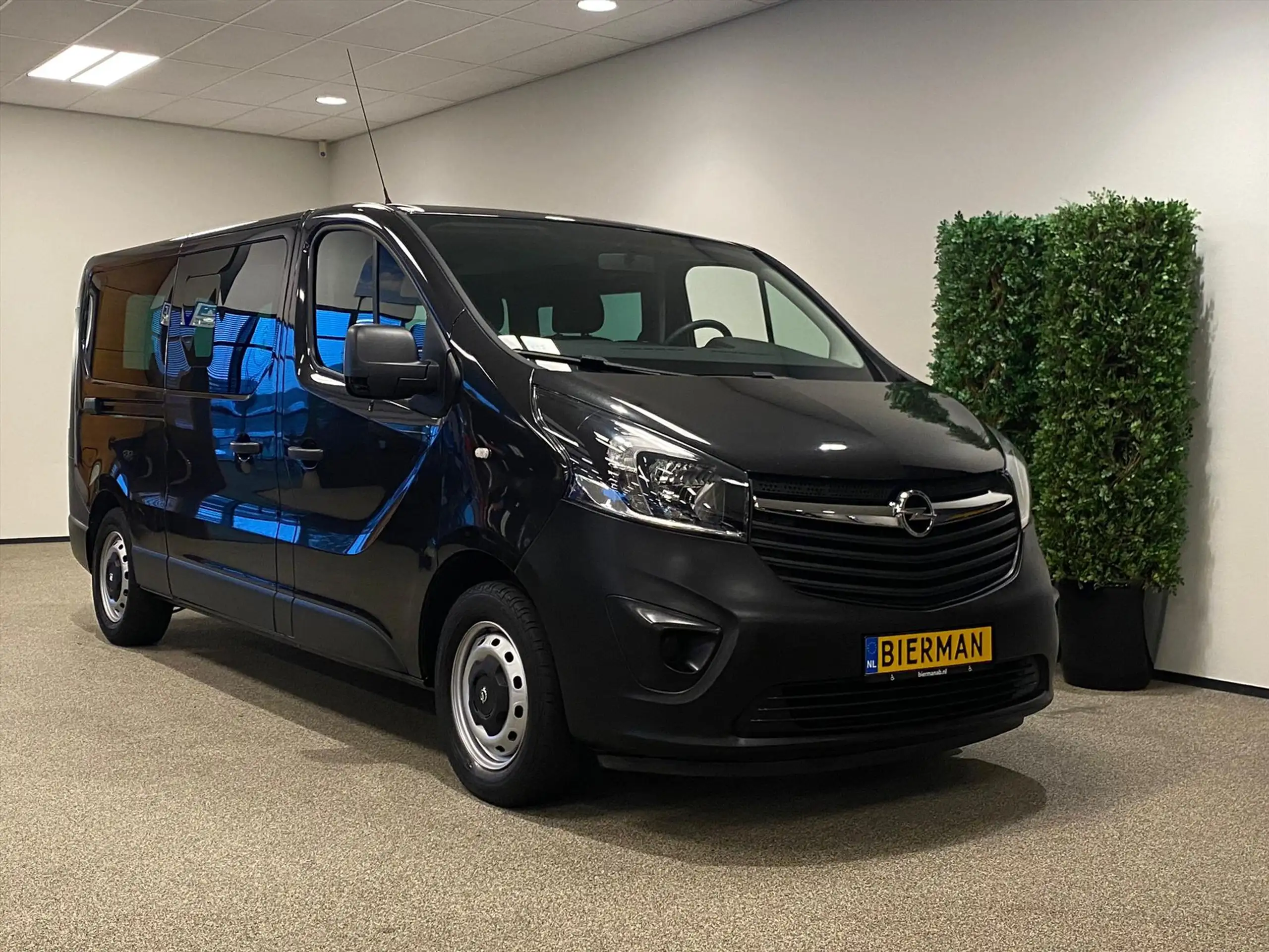 Opel - Vivaro