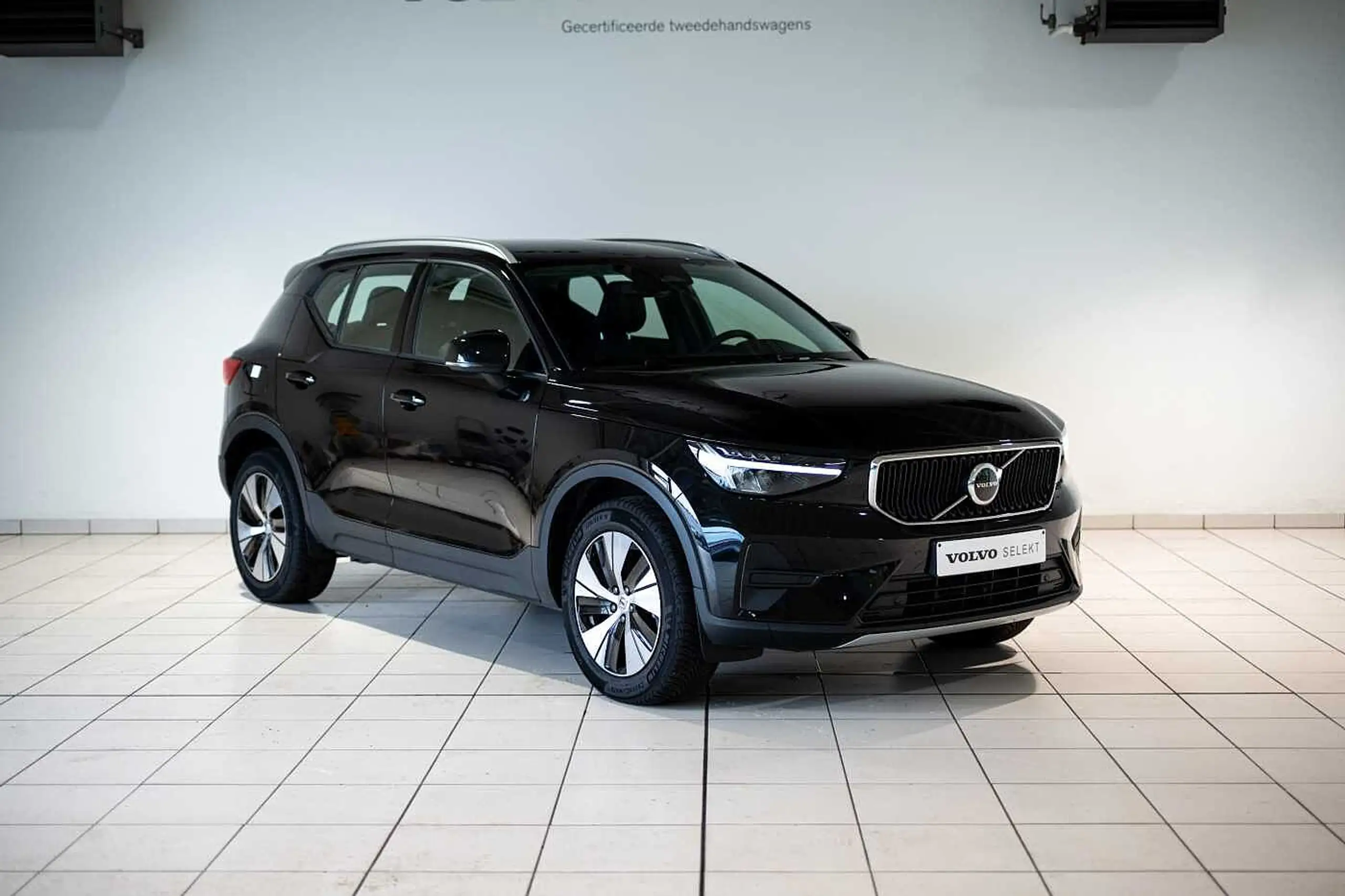 Volvo - XC40