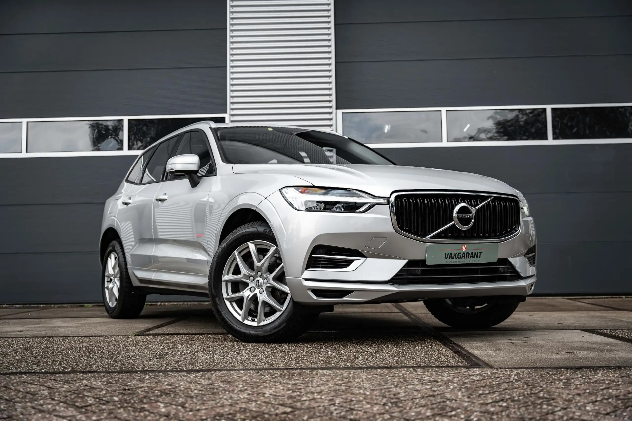 Volvo - XC60