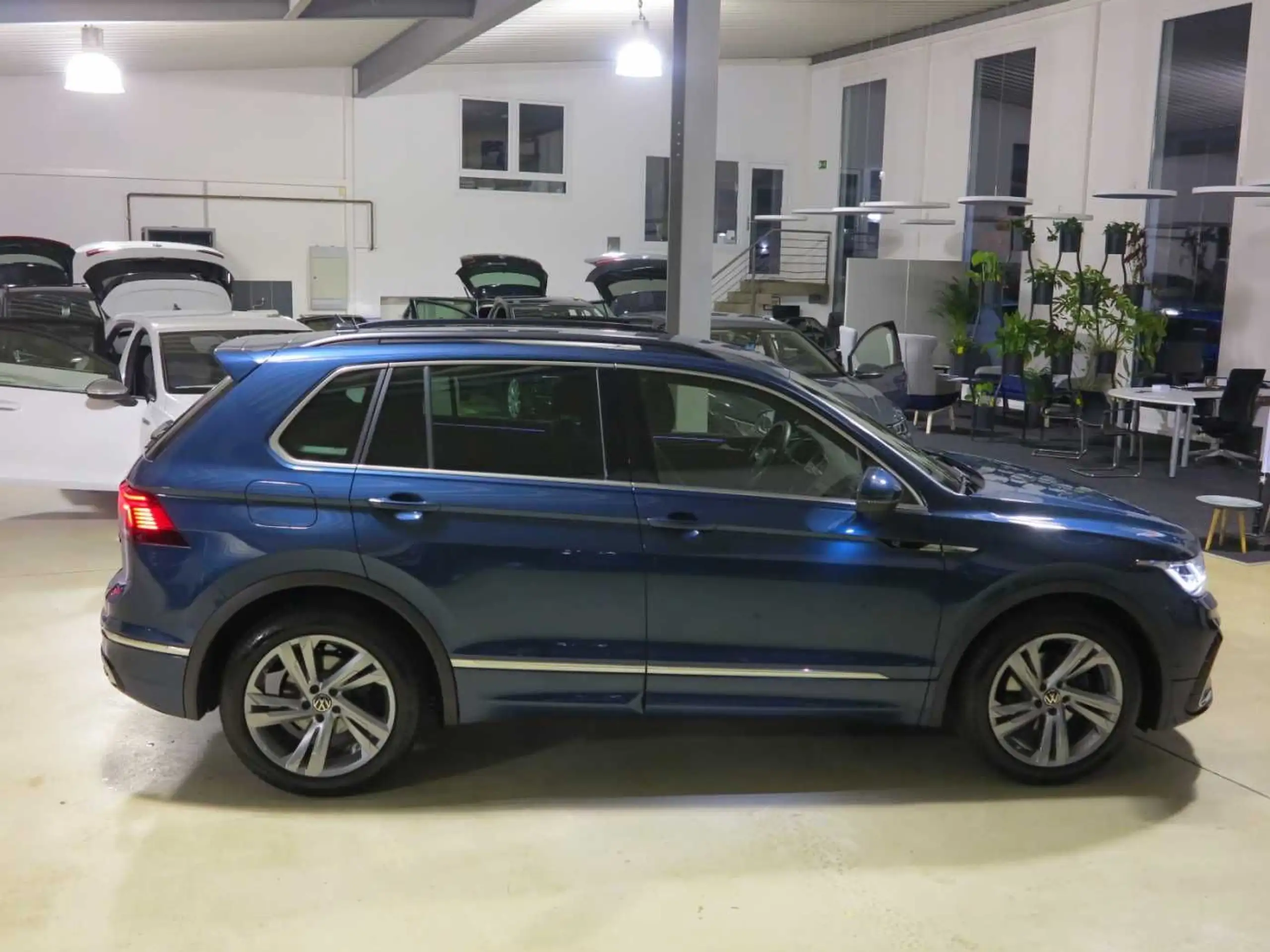 Volkswagen - Tiguan