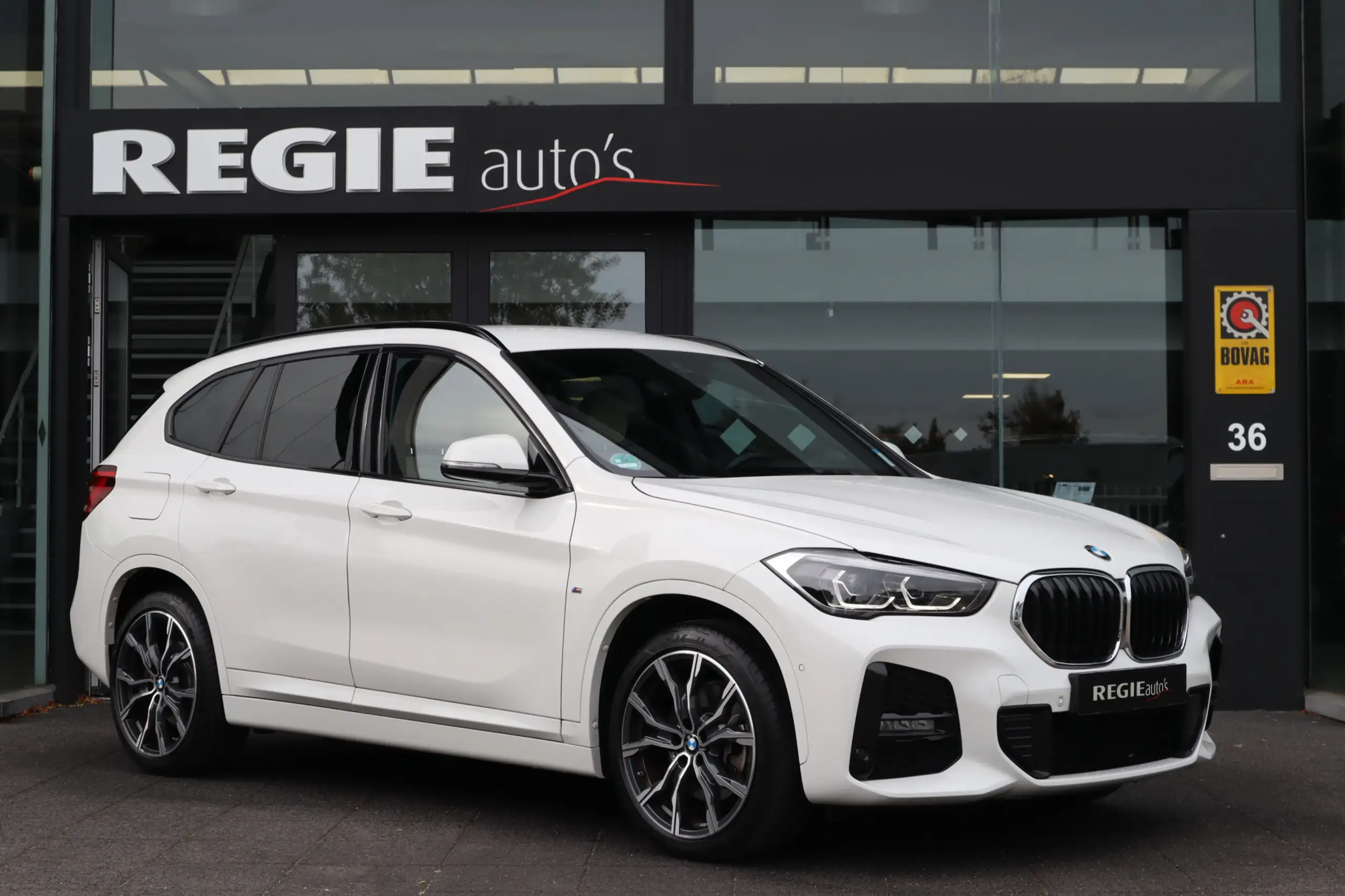 BMW - X1