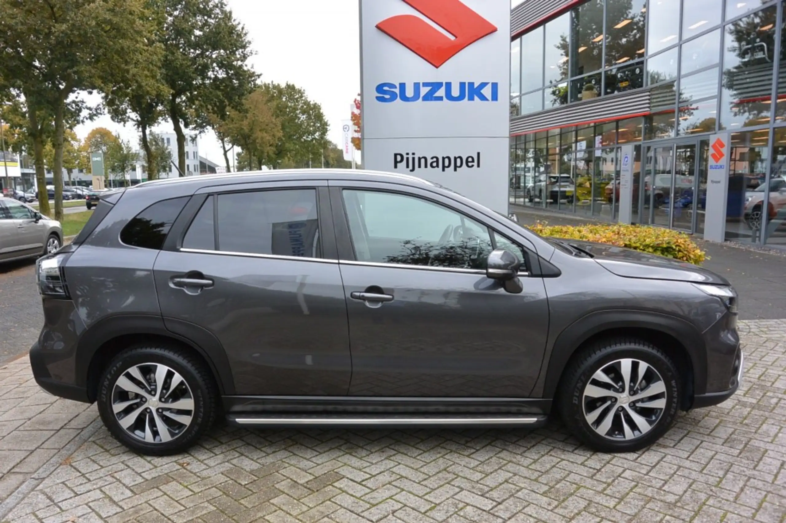 Suzuki - SX4 S-Cross