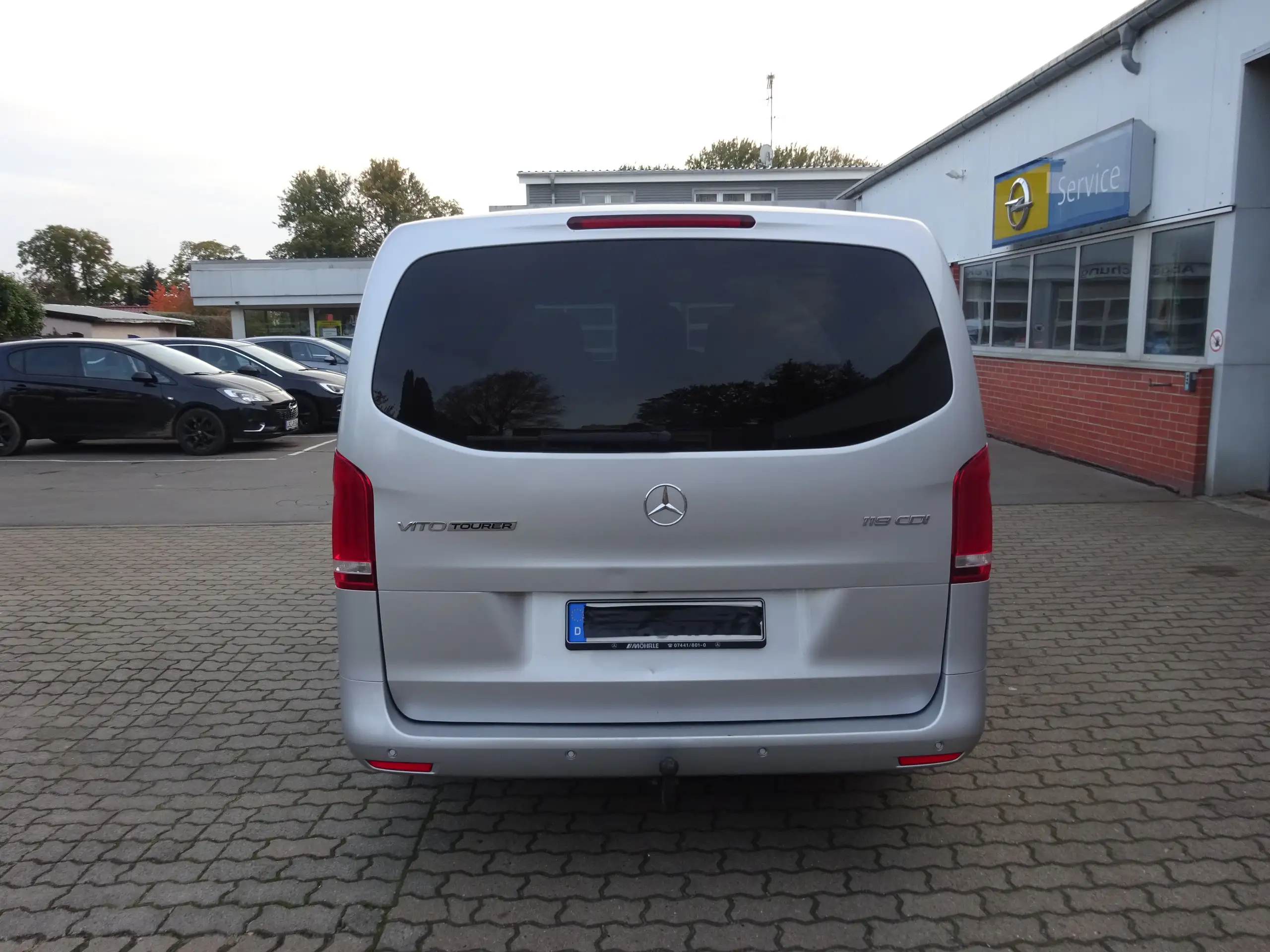 Mercedes-Benz - Vito