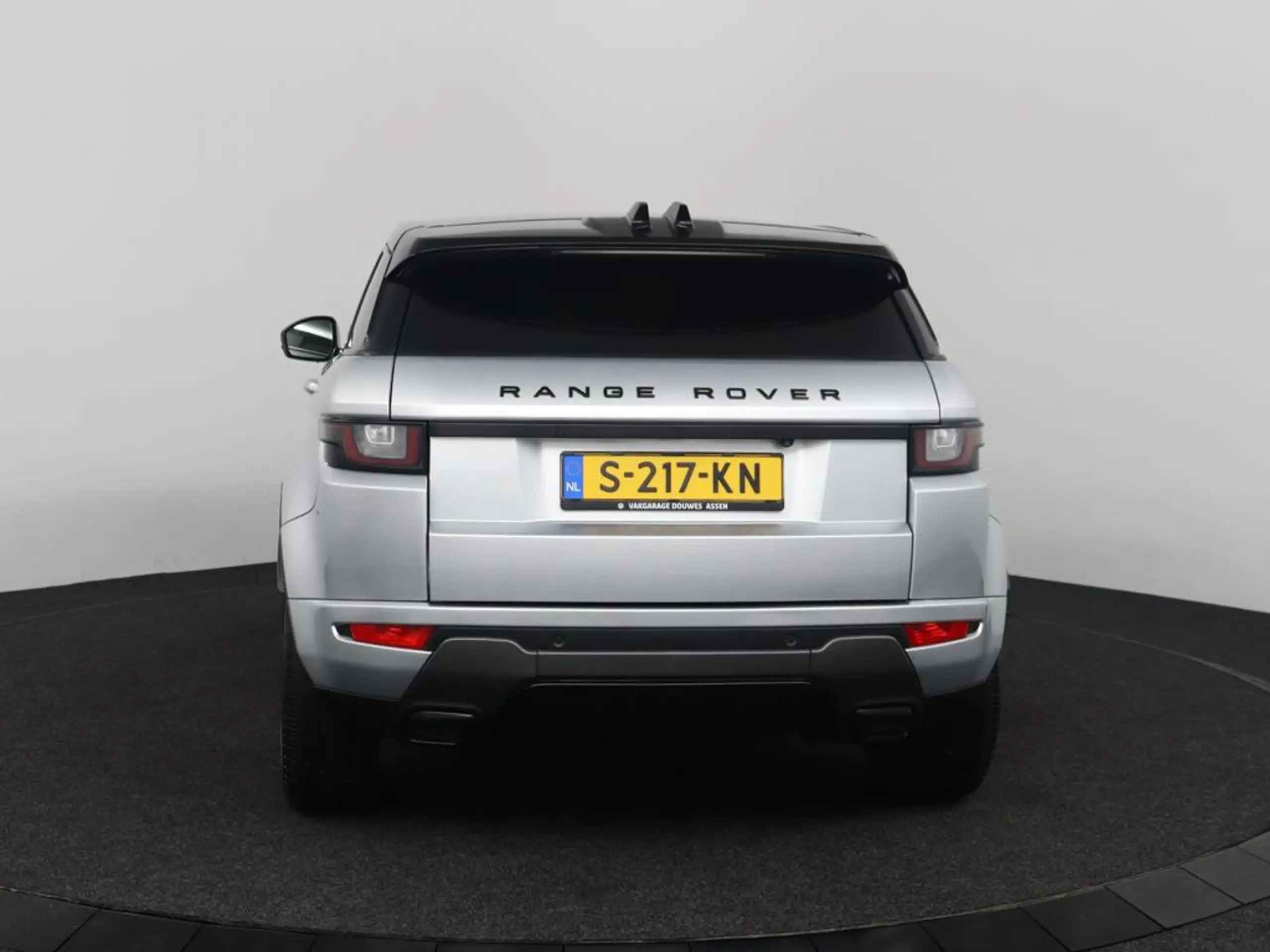 Land Rover - Range Rover Evoque