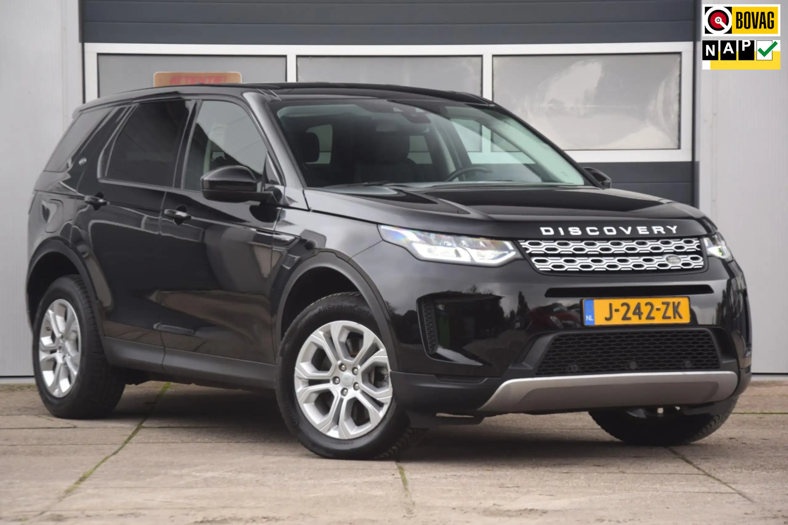 Land Rover - Discovery Sport