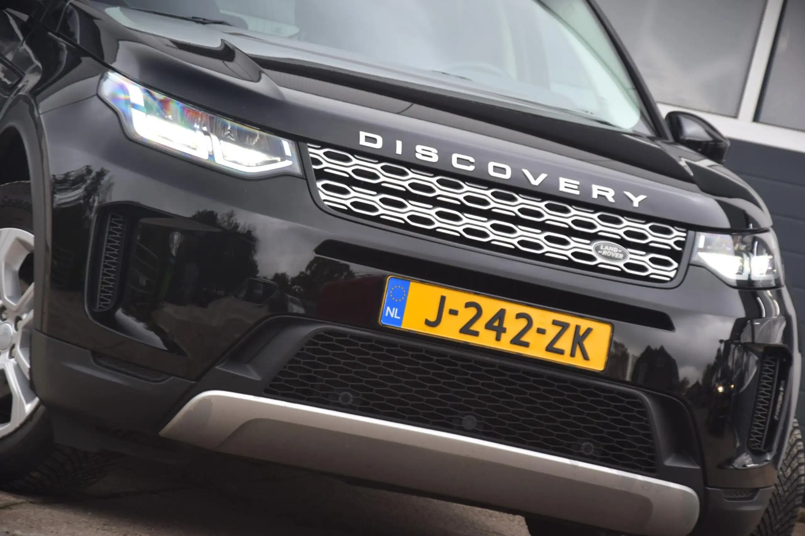 Land Rover - Discovery Sport