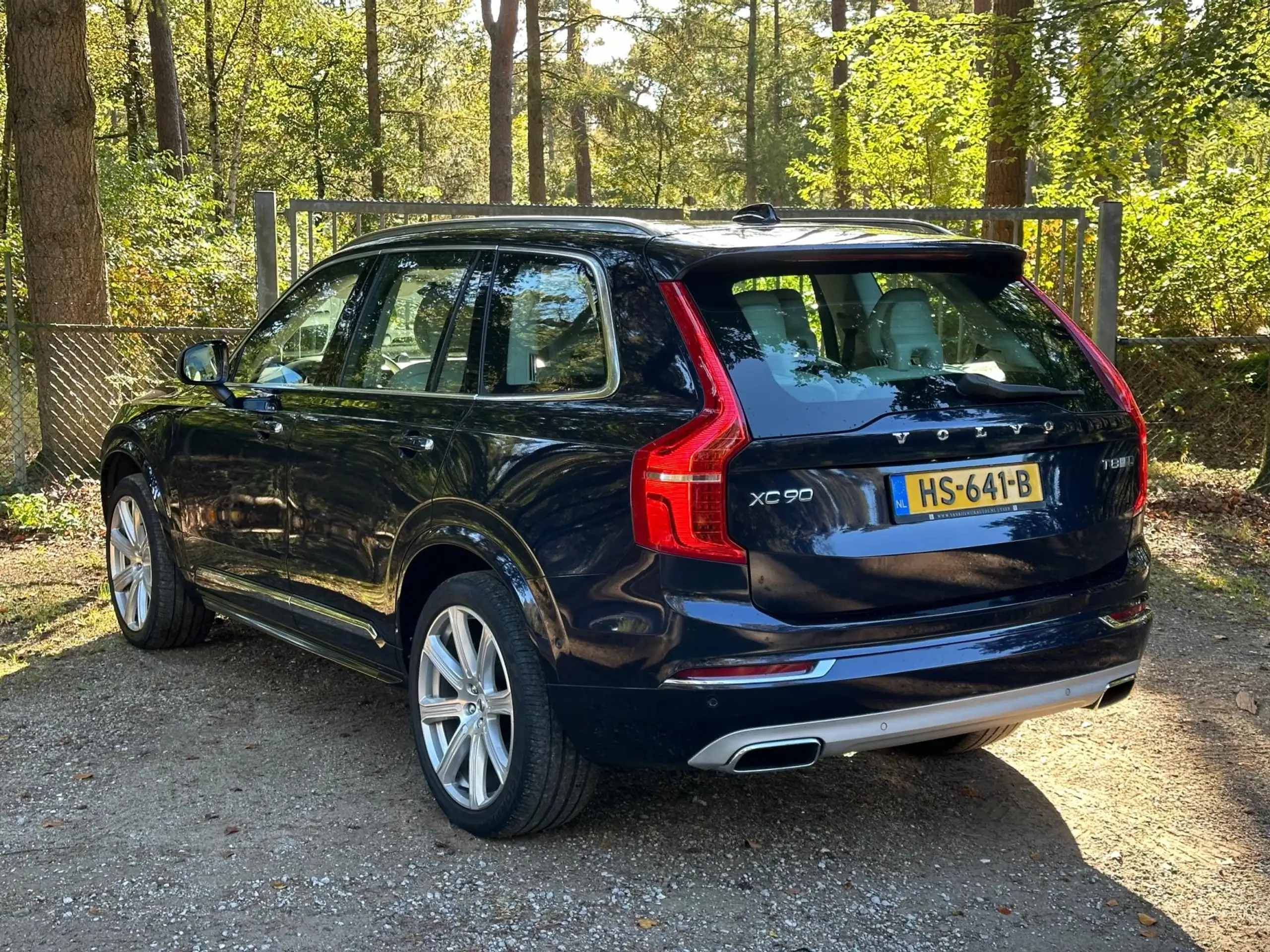 Volvo - XC90