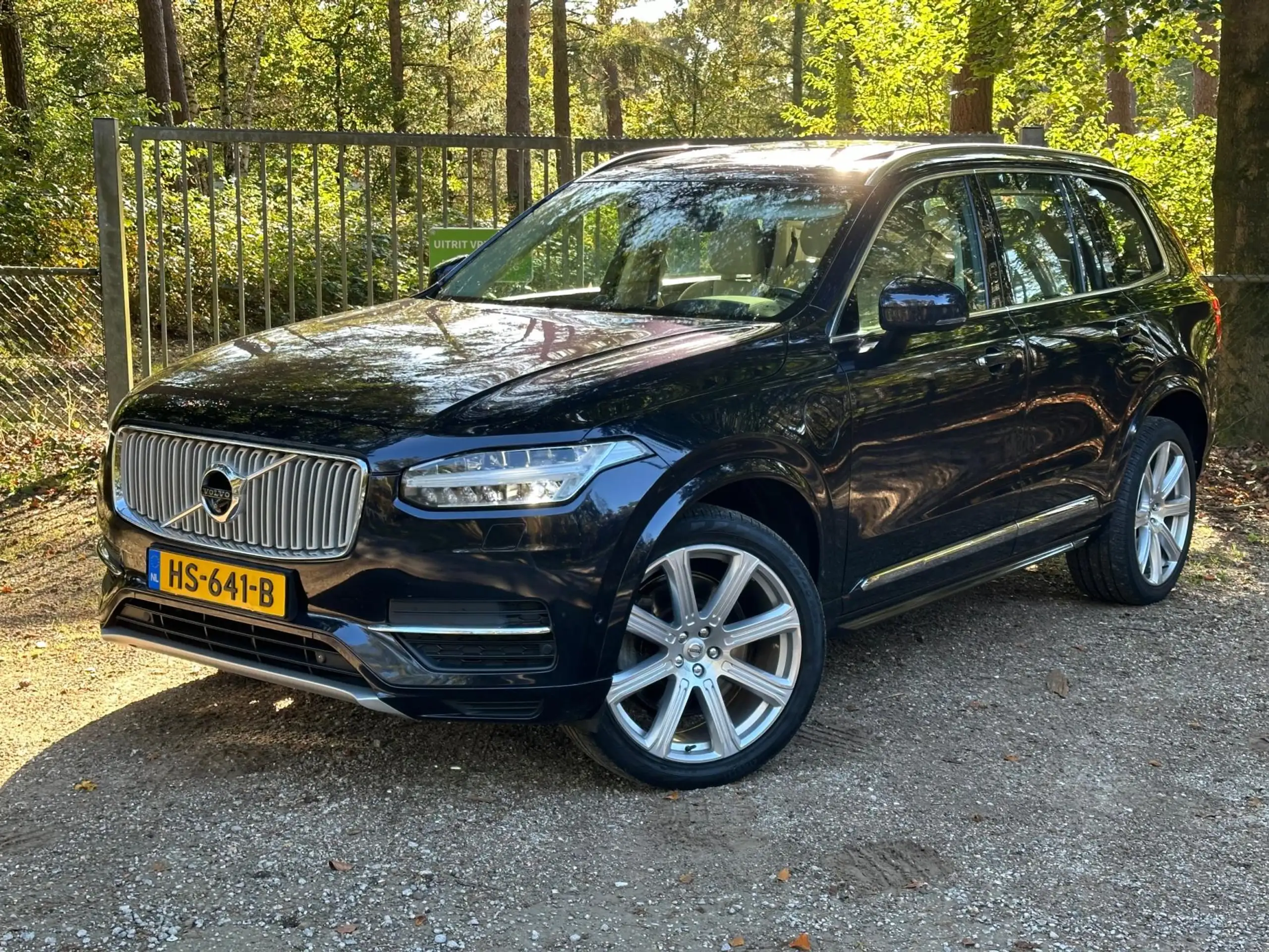 Volvo - XC90