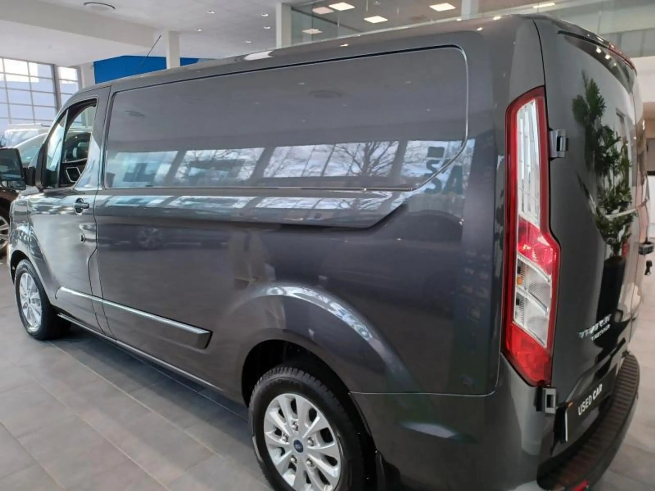 Ford - Transit Custom