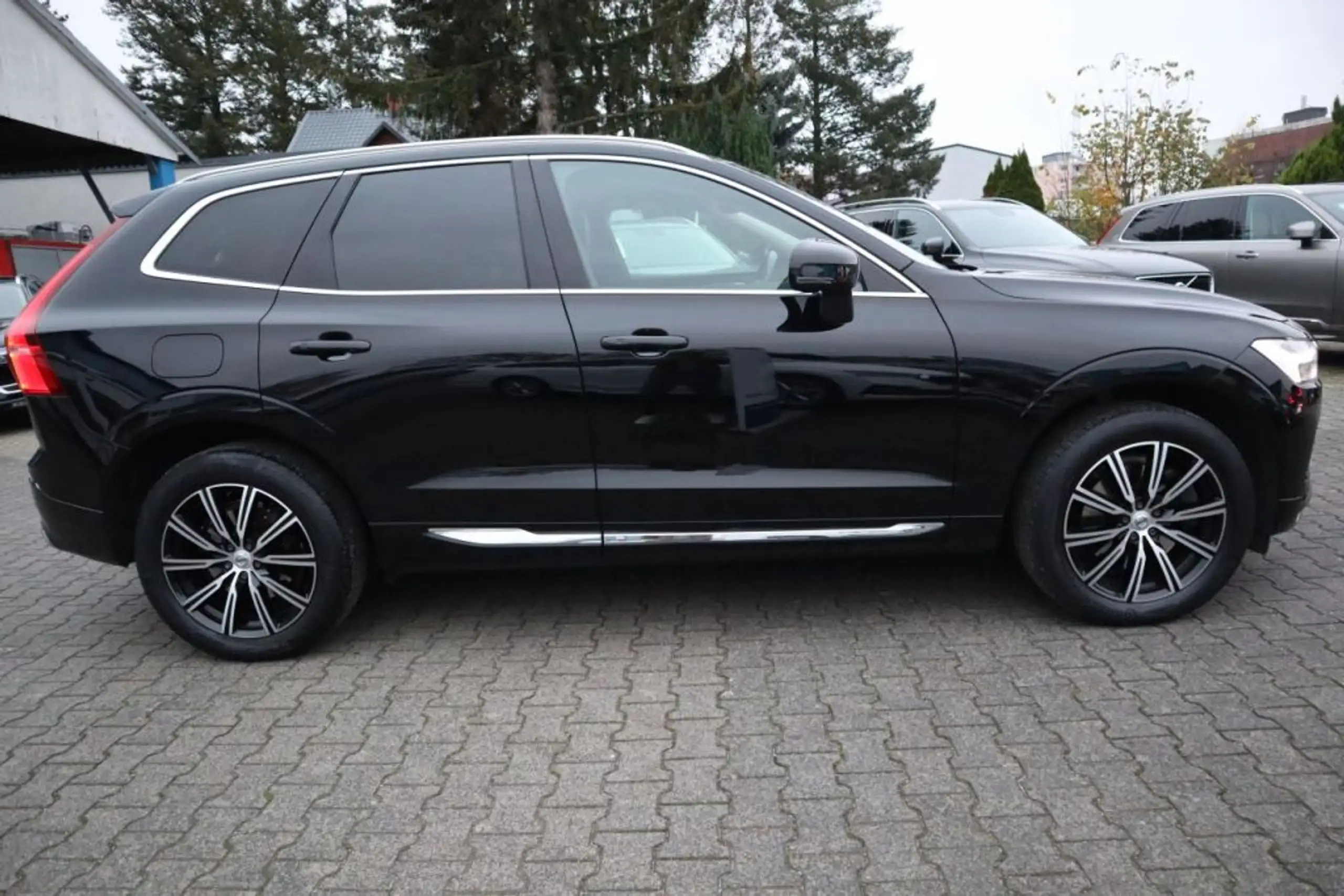 Volvo - XC60