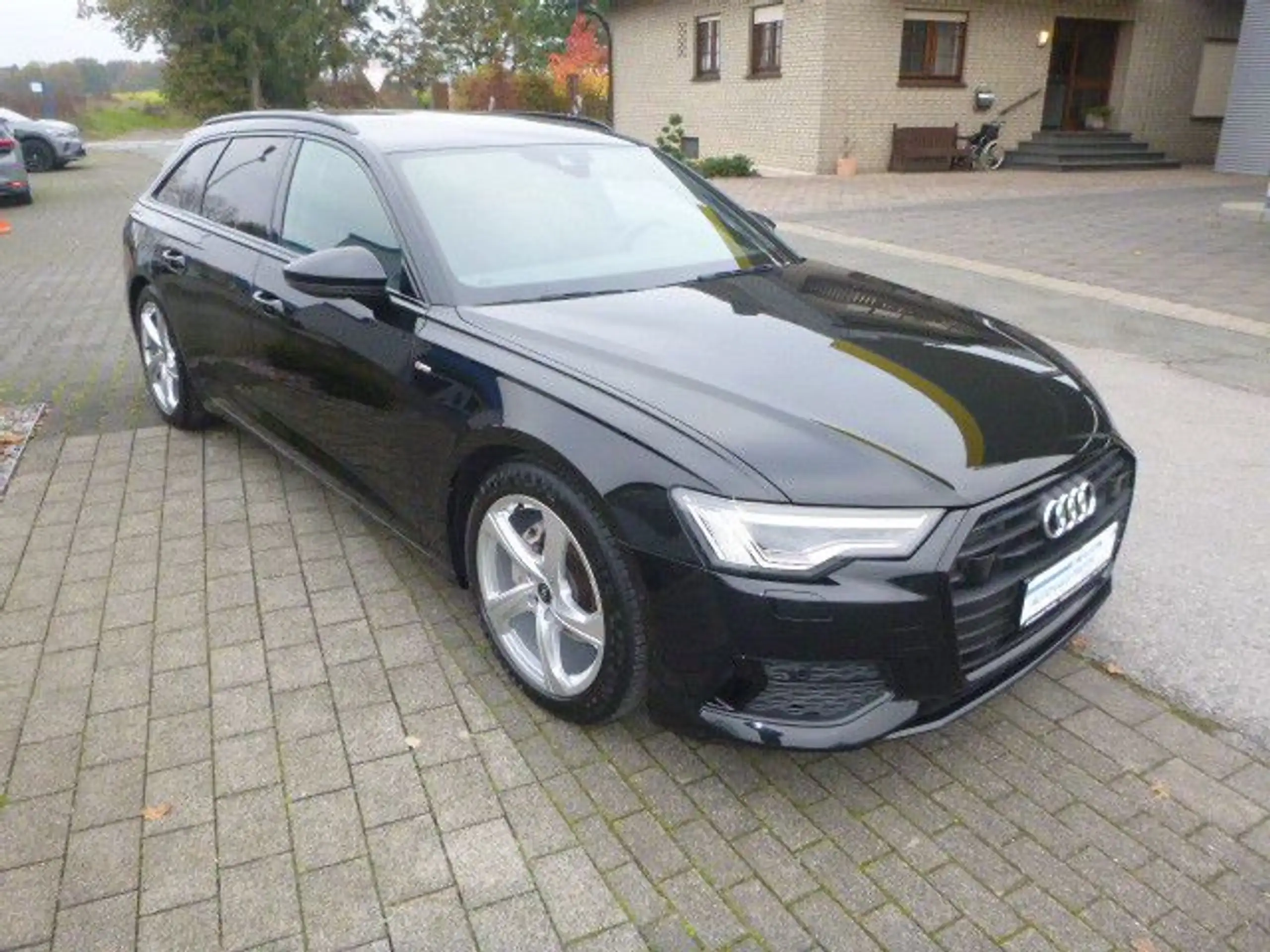 Audi - A6