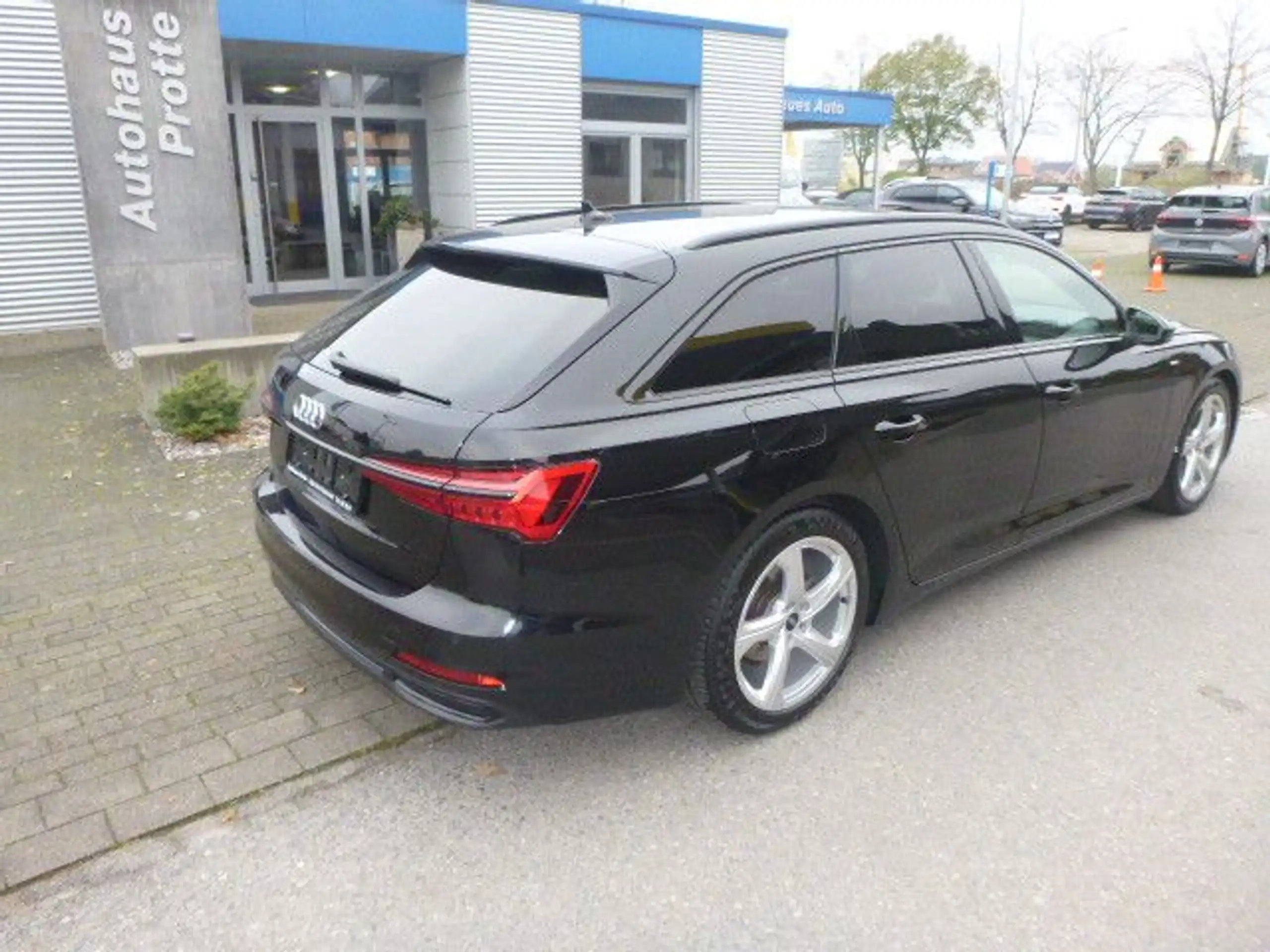 Audi - A6