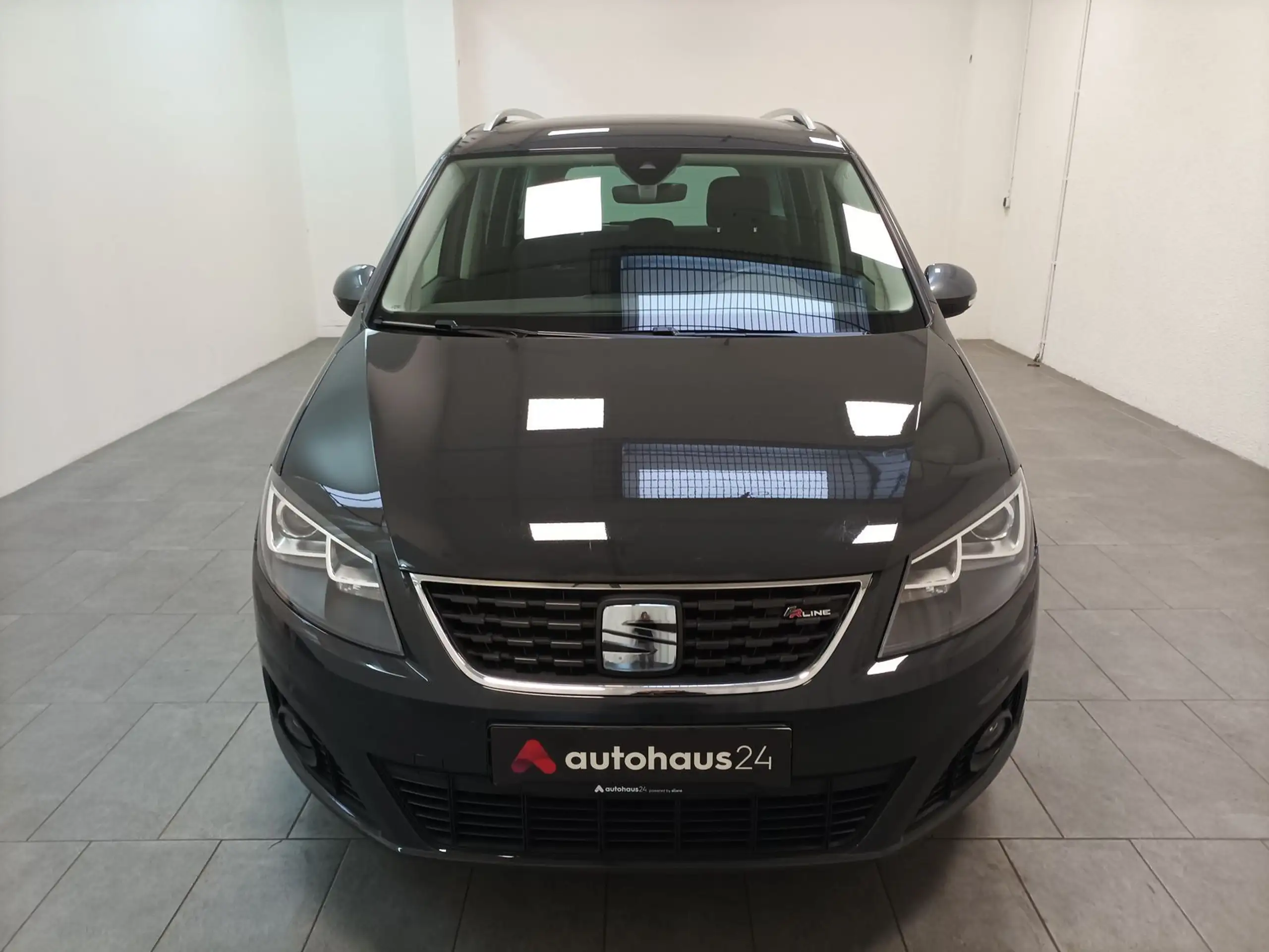 SEAT - Alhambra