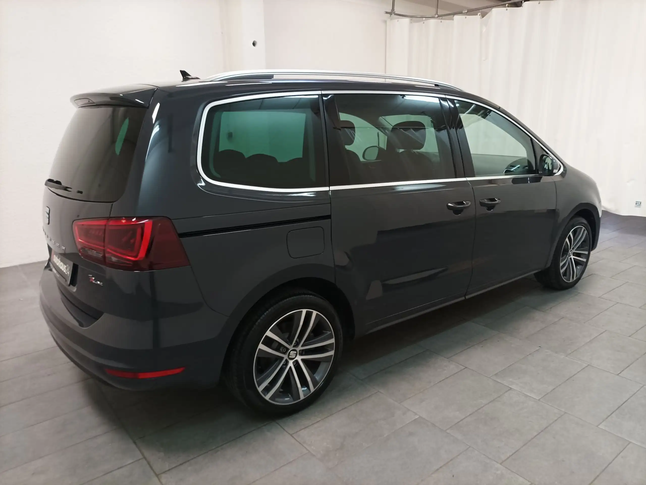 SEAT - Alhambra