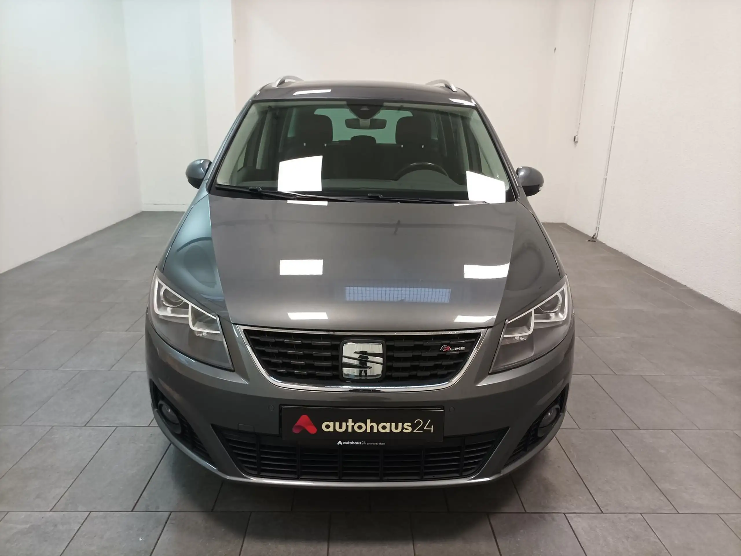 SEAT - Alhambra