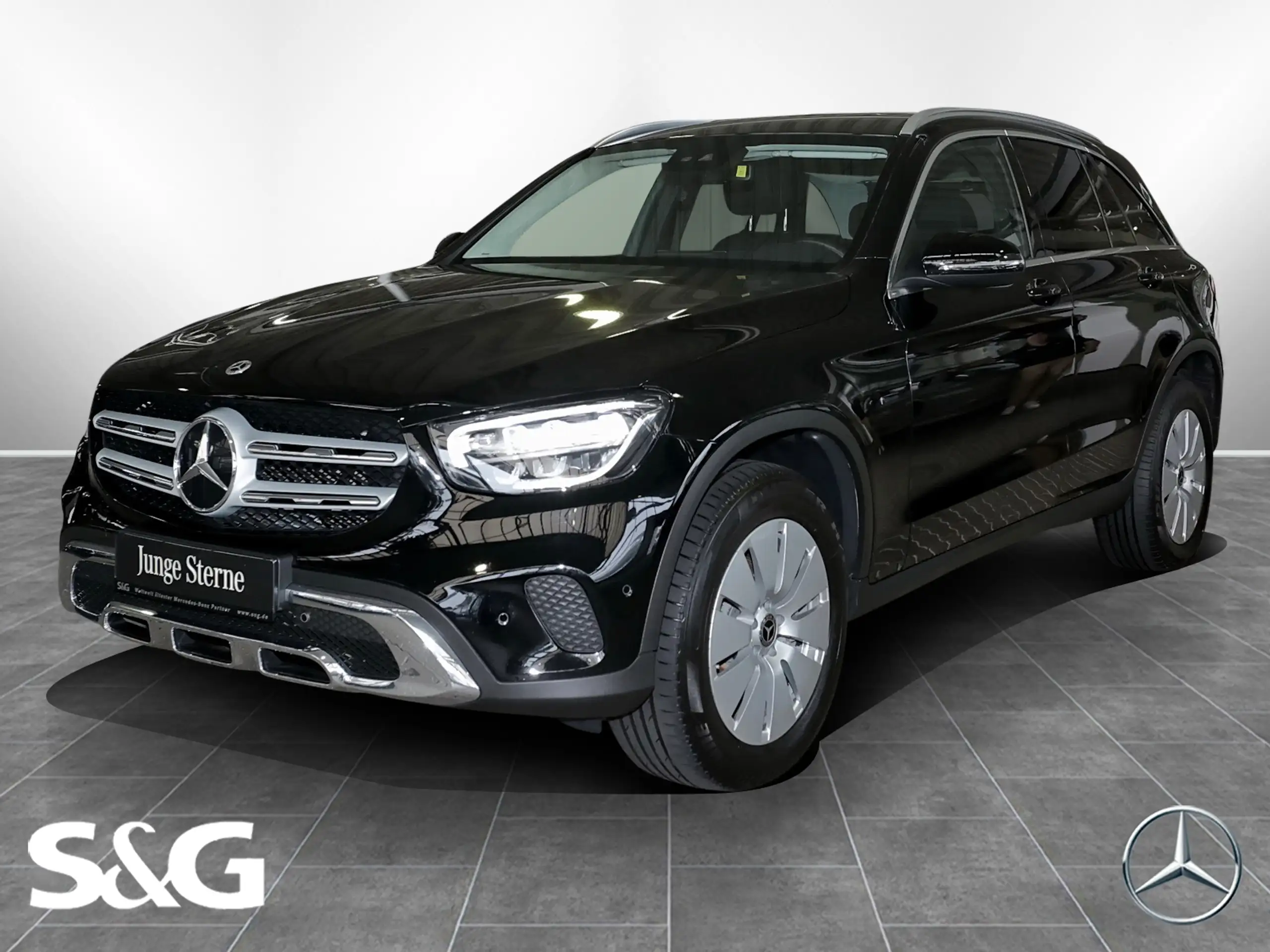 Mercedes-Benz - GLC 300