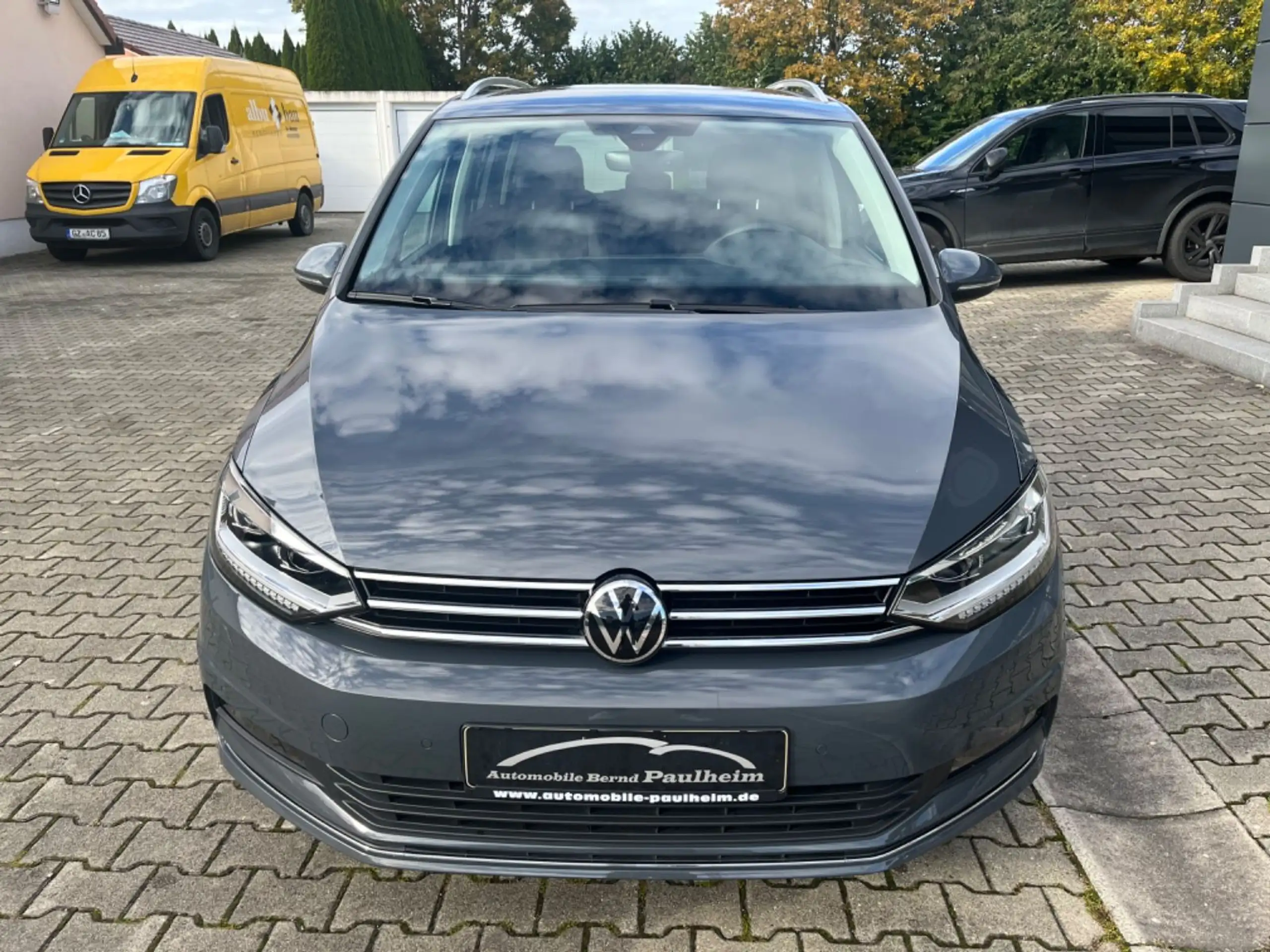 Volkswagen - Touran